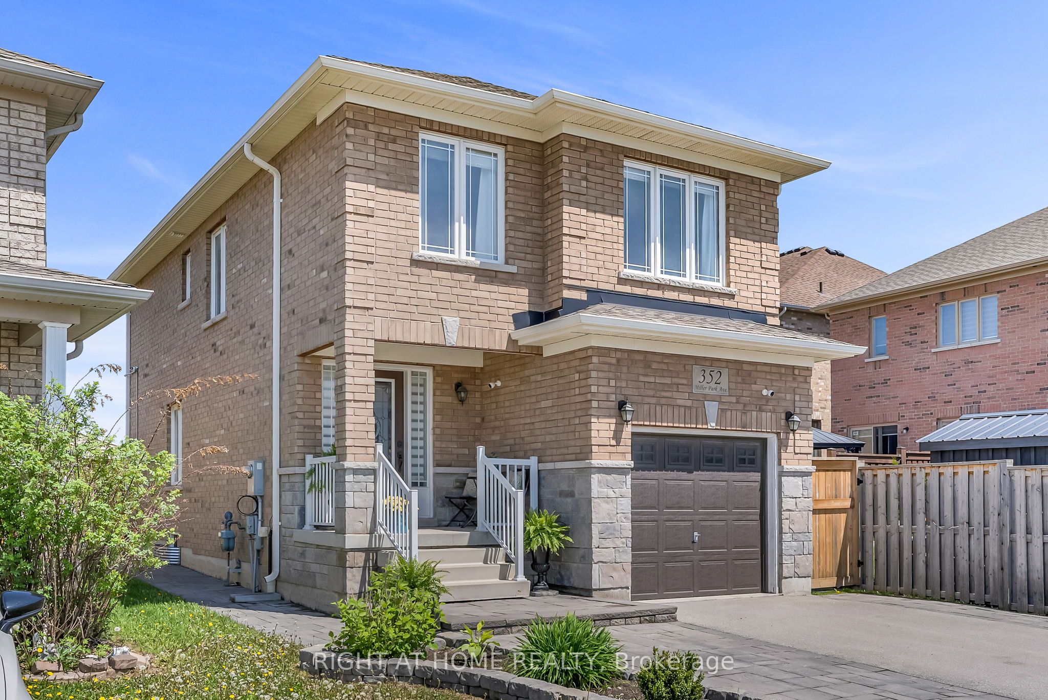 Additional image 3 of 352 Miller Park Avenue, Bradford West Gwillimbury, ON, L3Z 4H5