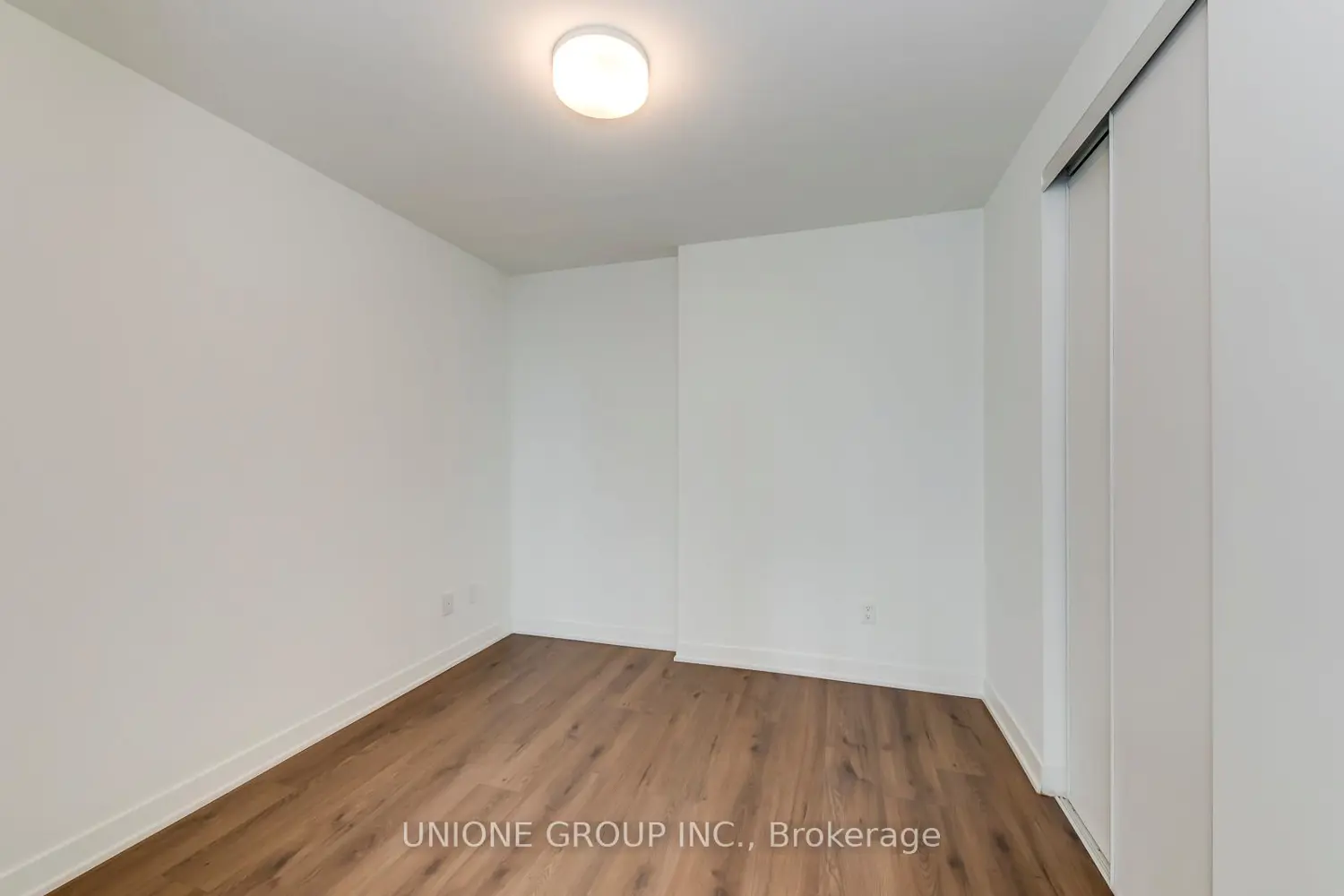 Additional image 13 of 405 Dundas Street 407