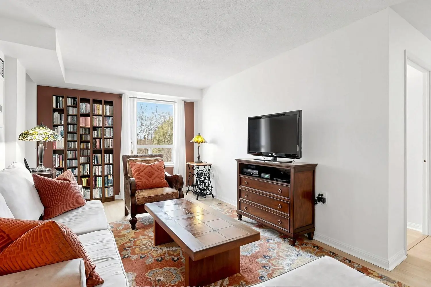 Additional image 5 of 650 Lawrence Avenue 336