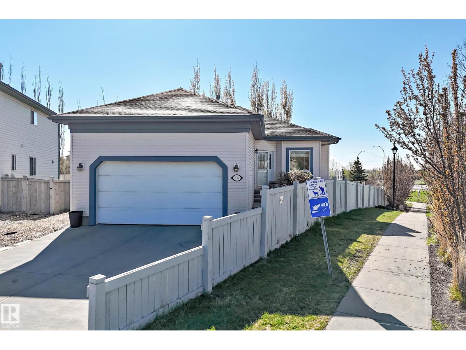 Additional image 2 of 576 Glenwright Crescent NW, Edmonton, AB, T5P4E6
