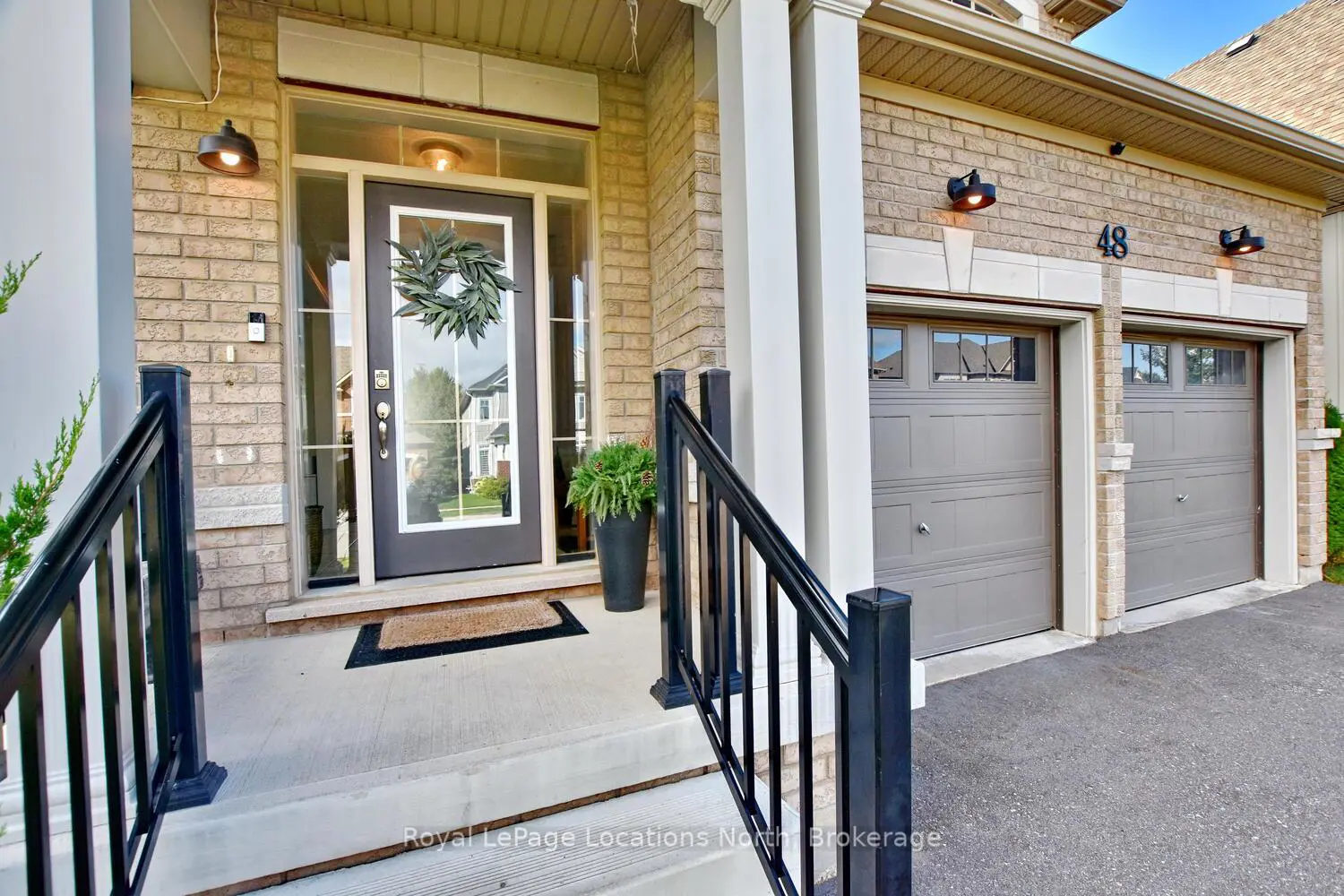 48 Mclean Avenue photo 2