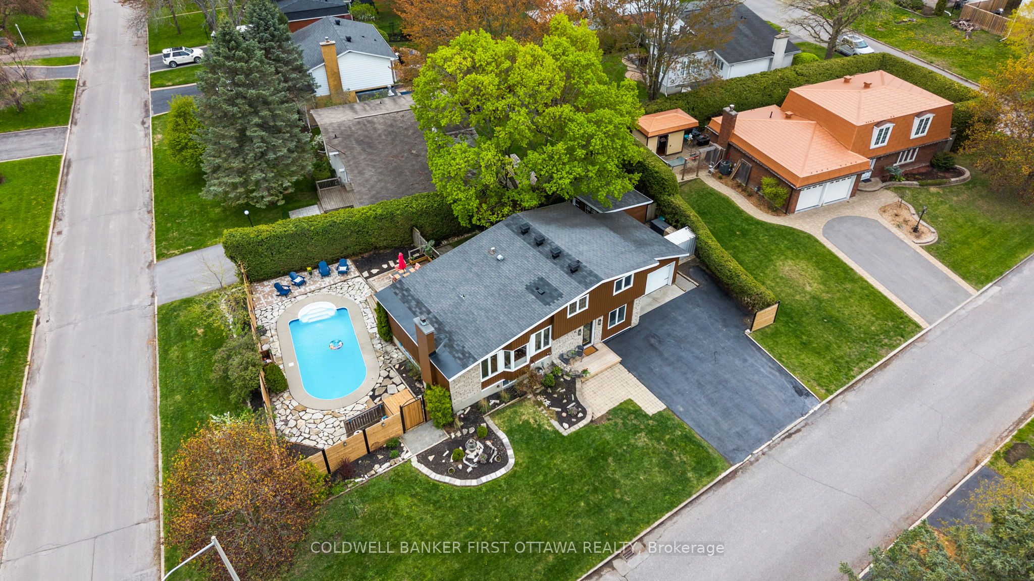 Additional image 2 of 14 Cramer Drive, Ottawa, ON, K2H 5X4
