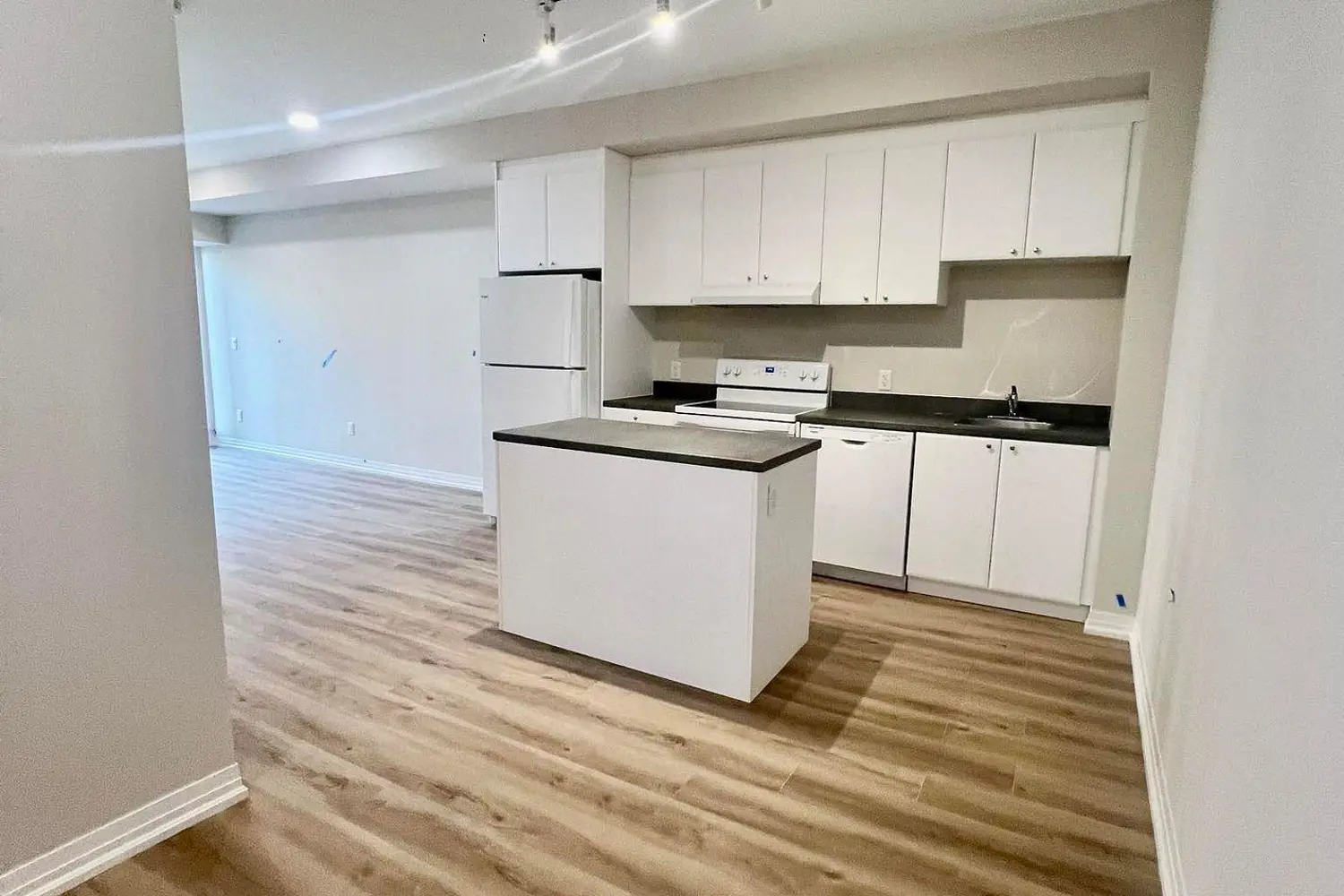 Additional image 6 of 50 Herrick Avenue 146