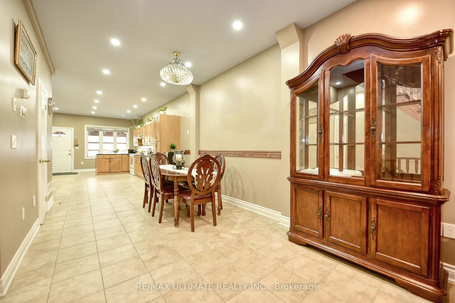 Additional image 8 of 227 Earlscourt Avenue