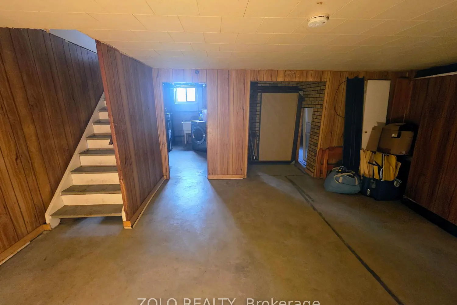 Additional image 18 of 90 Rosemund Crescent 35