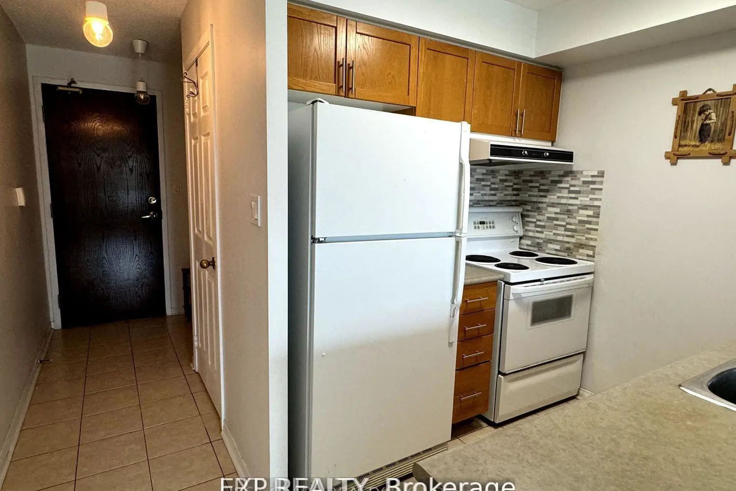 Additional image 4 of 51 Baffin Crescent 301