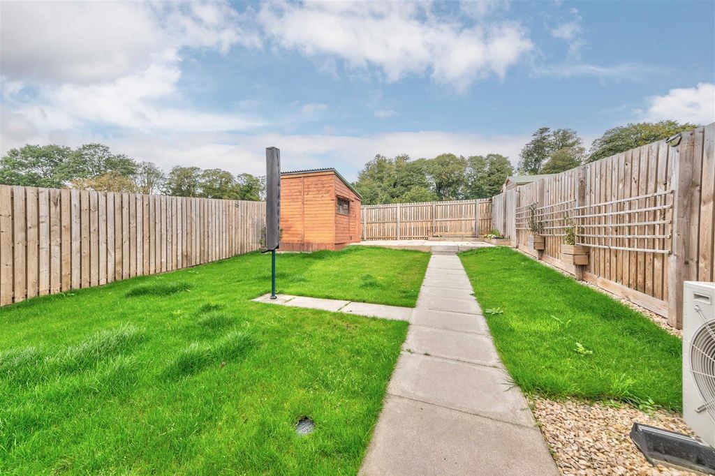 Additional image 15 of 3 bed terraced house to rentGrayfaulds Road, Dundee DD2