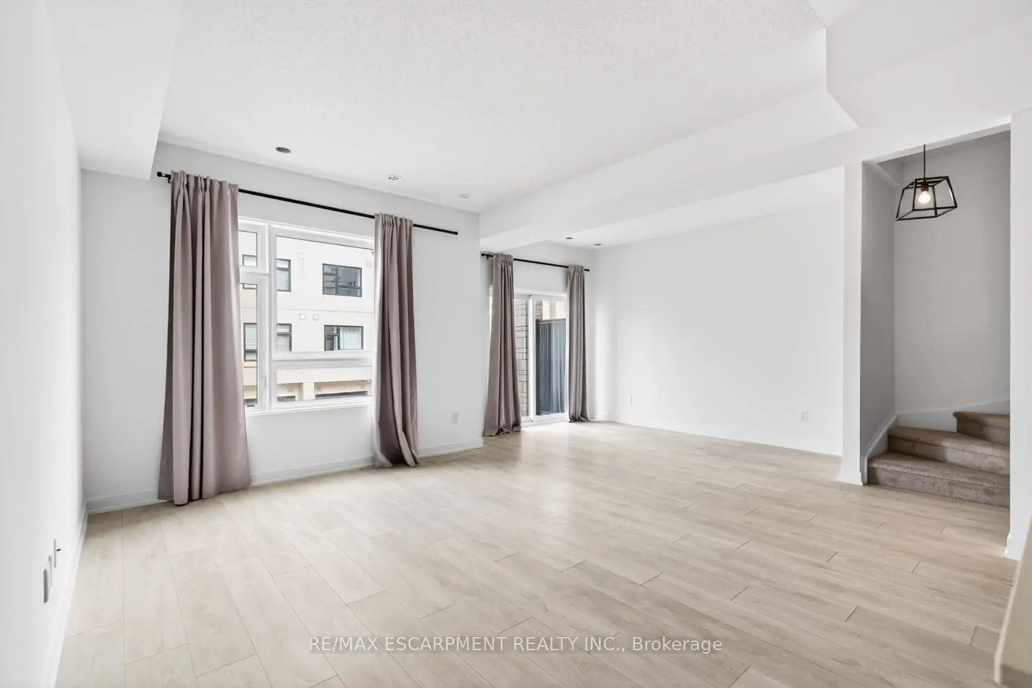 Additional image 8 of 1121 Cooke Boulevard 32