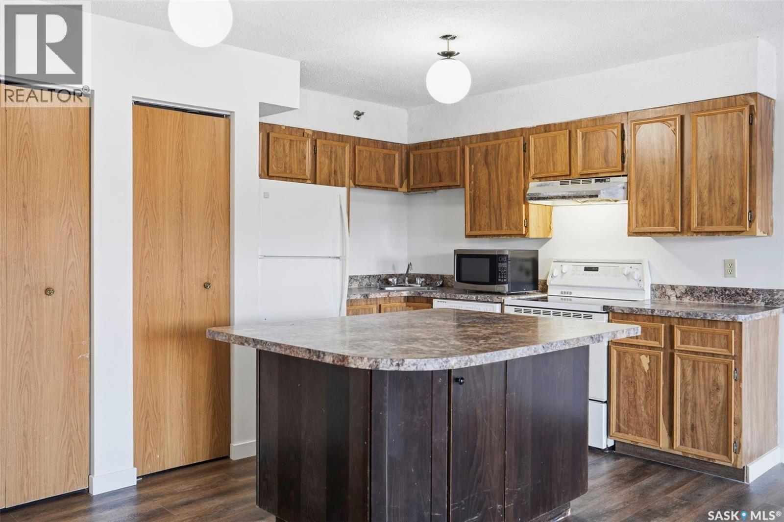 Additional image 3 of 401-405 5th Avenue N, Saskatoon, SK, S7K6Z3