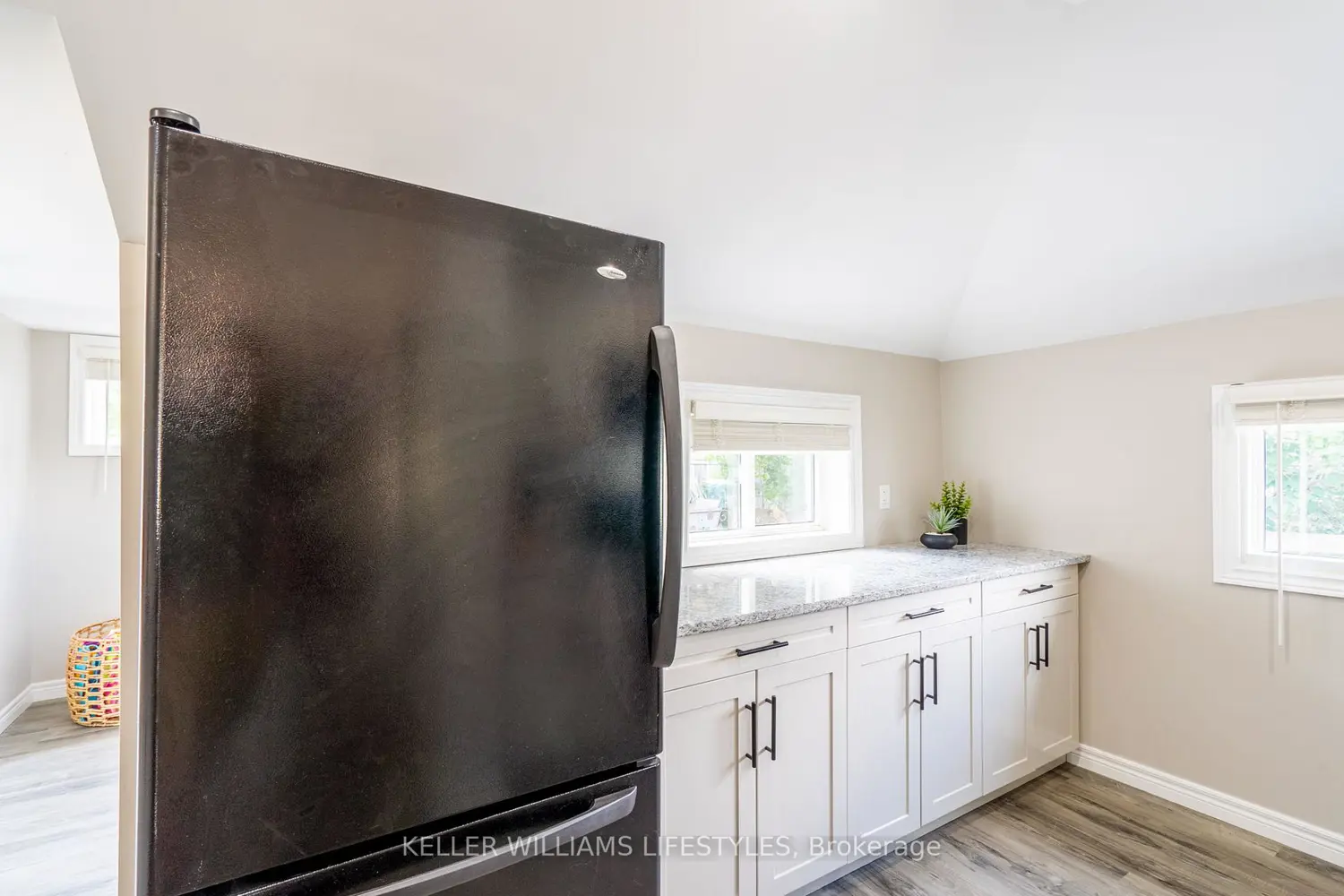 Additional image 9 of 6371 Cottage Way Lane