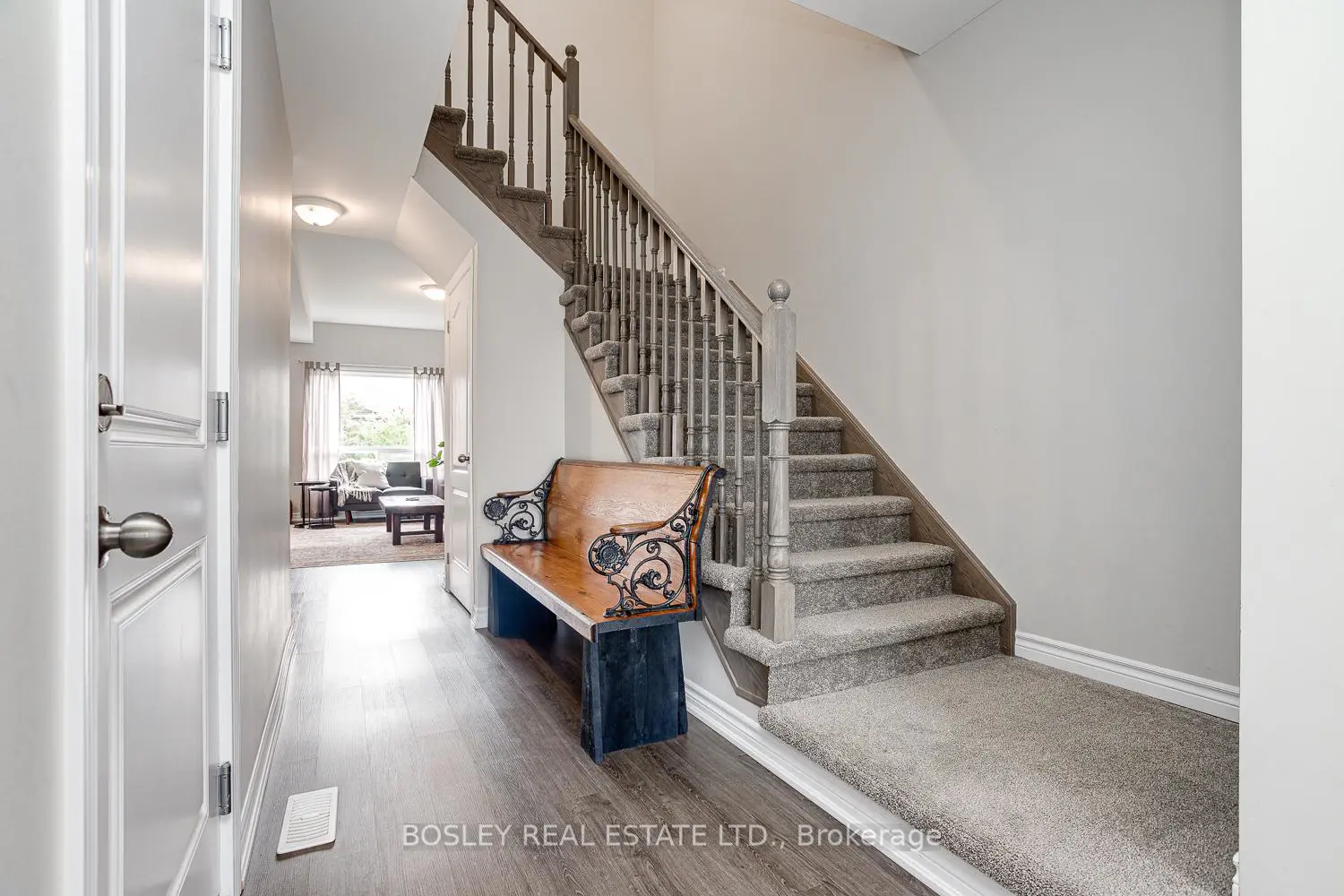 11-21 Tolman Street photo 4