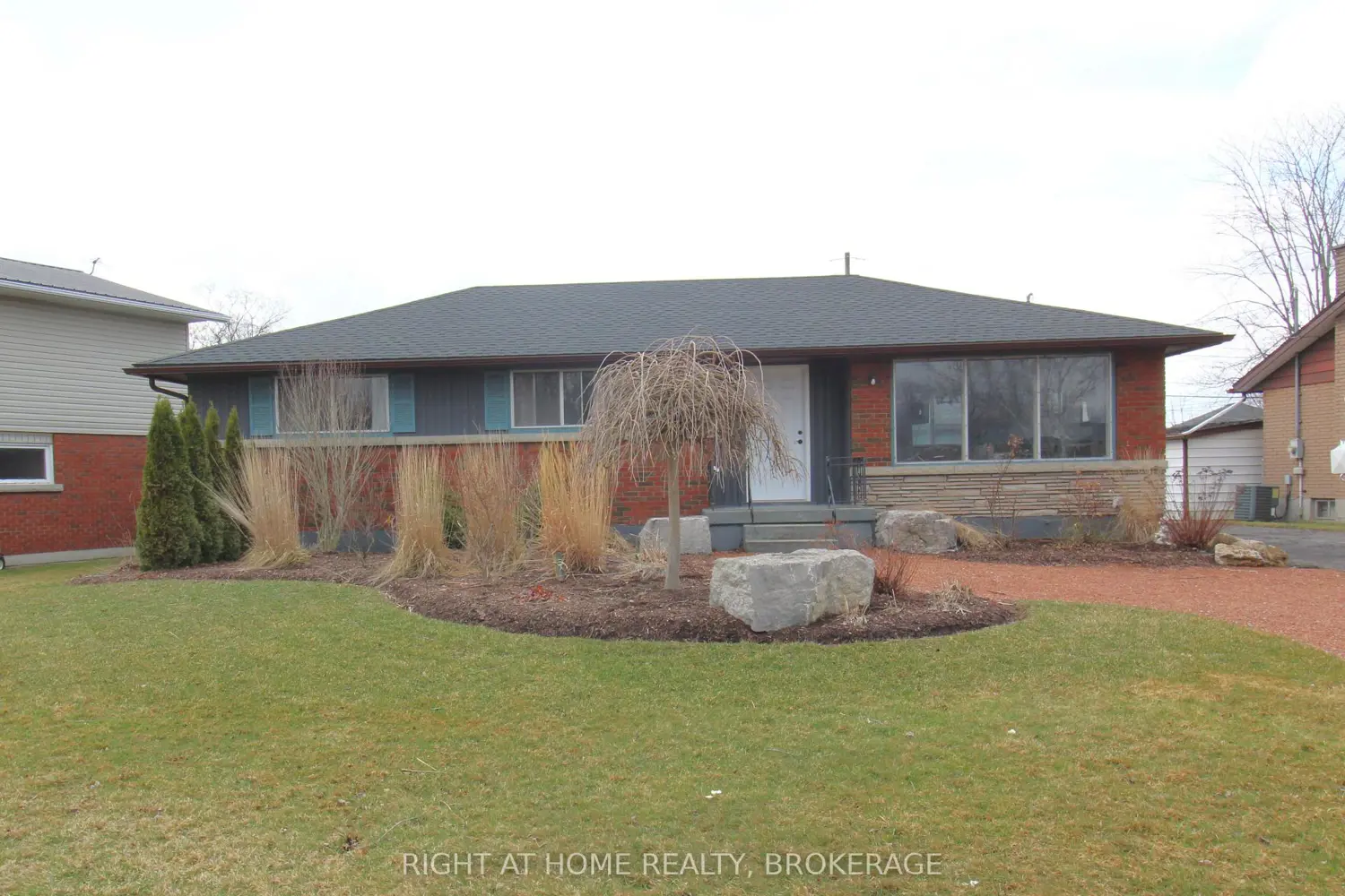 105 Glenwood Parkway