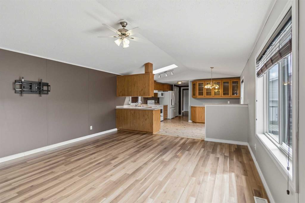 Additional image 3 of 192 Mitchell Drive, Fort Mcmurray, AB, T9K 2P1
