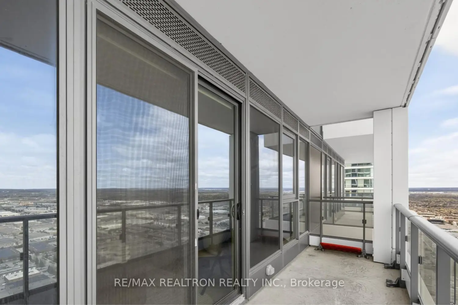 Additional image 12 of 950 Portage Parkway 5615