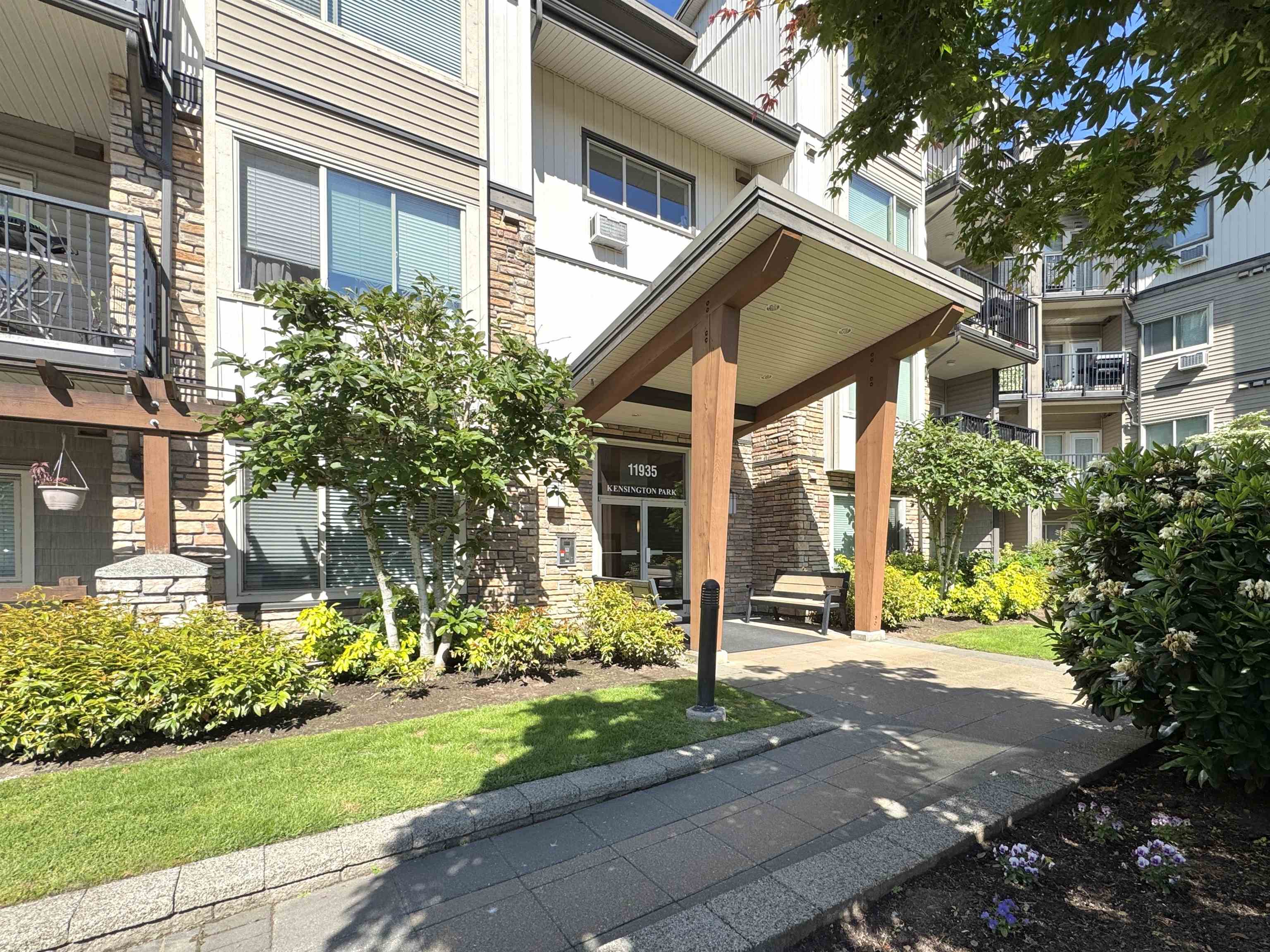 404-11935 Burnett Street, Maple Ridge, BC, V2X 9A9