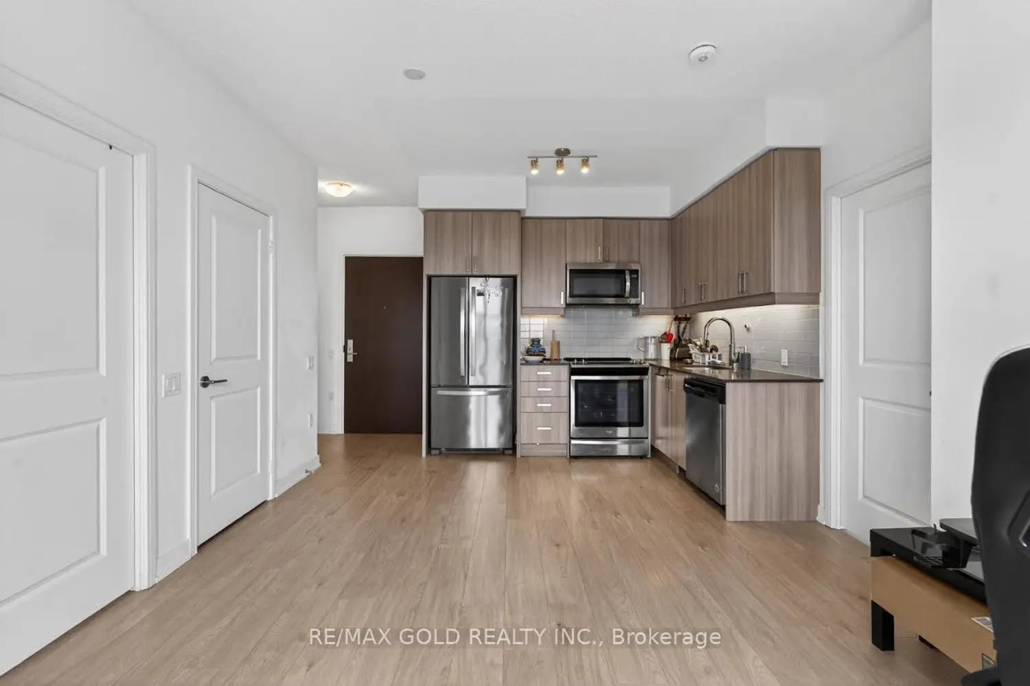 Additional image 5 of 8 Nahani Way 2508