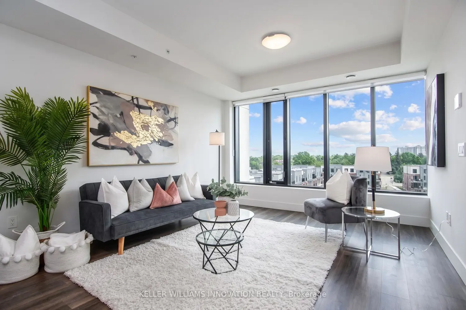 103 Roger Street 609