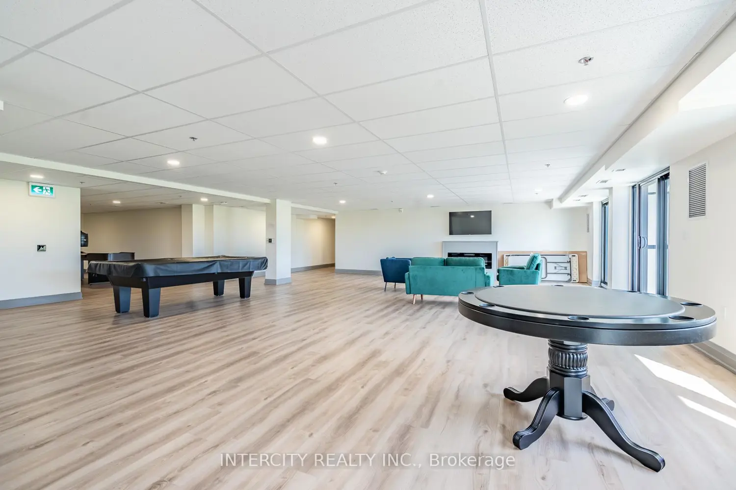 Additional image 13 of 50 Herrick Avenue 327