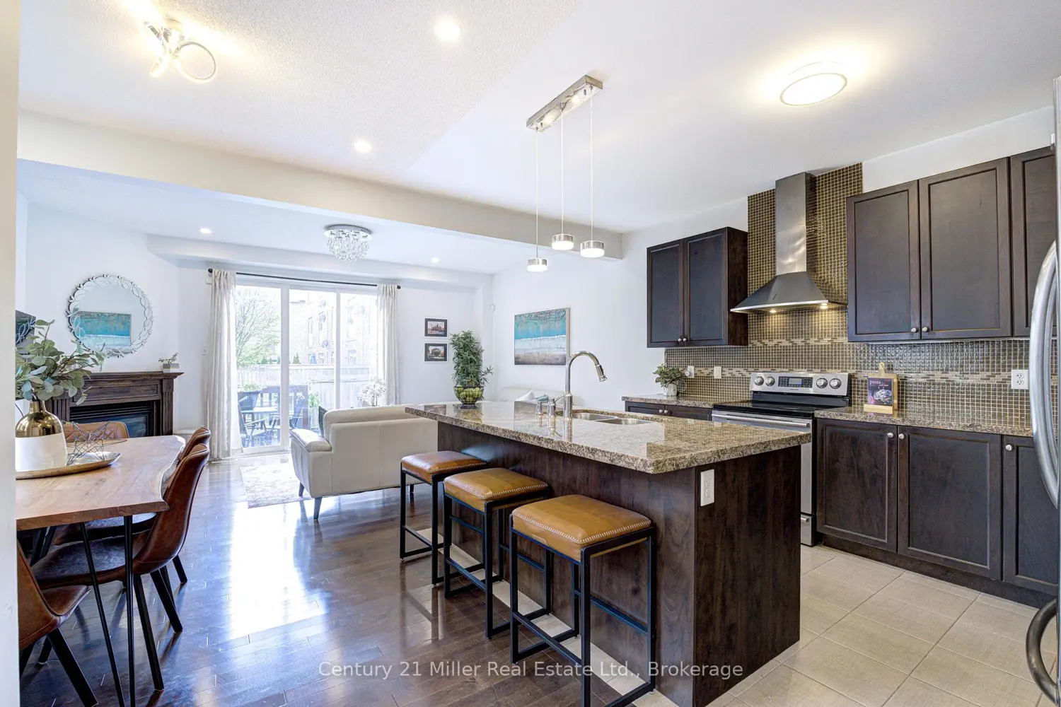 Additional image 3 of 2325 Stone Glen Crescent