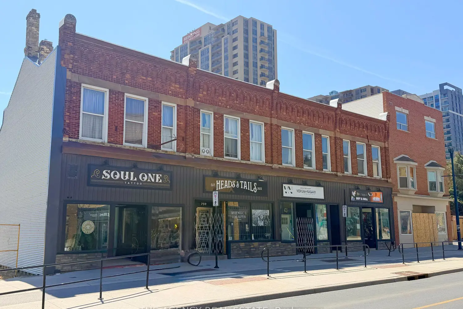 Additional image 4 of 761 Dundas Street