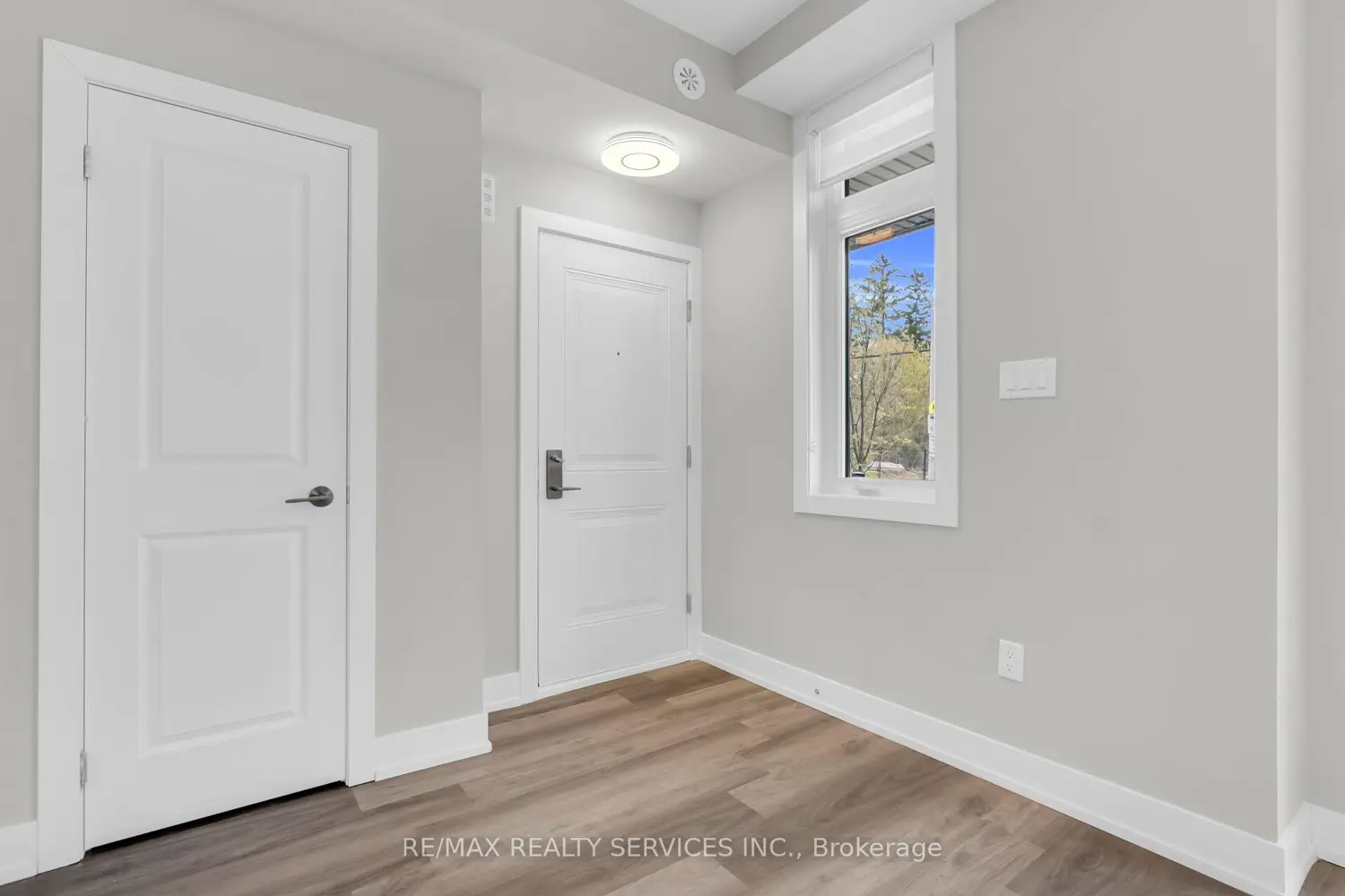 Additional image 7 of 1 Bond Crescent 5