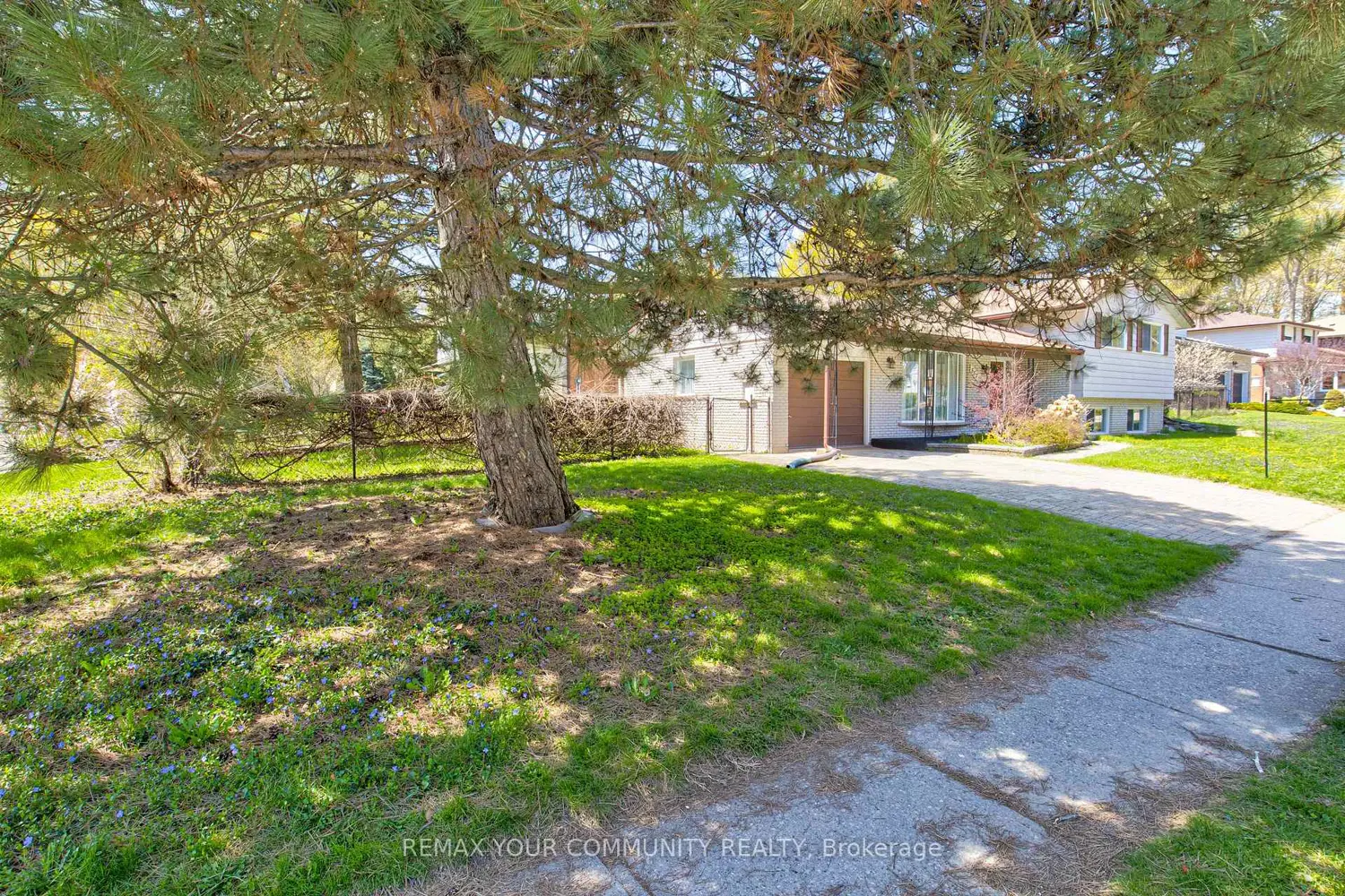 557 Glen Manor Boulevard