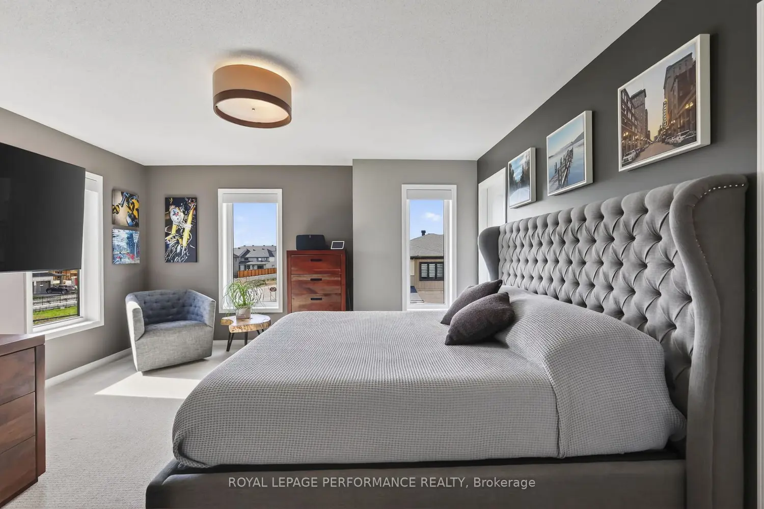 Additional image 13 of 500 Radiant Private