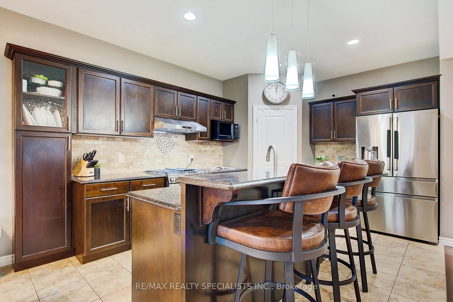 Additional image 8 of 1682 Cedarcreek Crescent