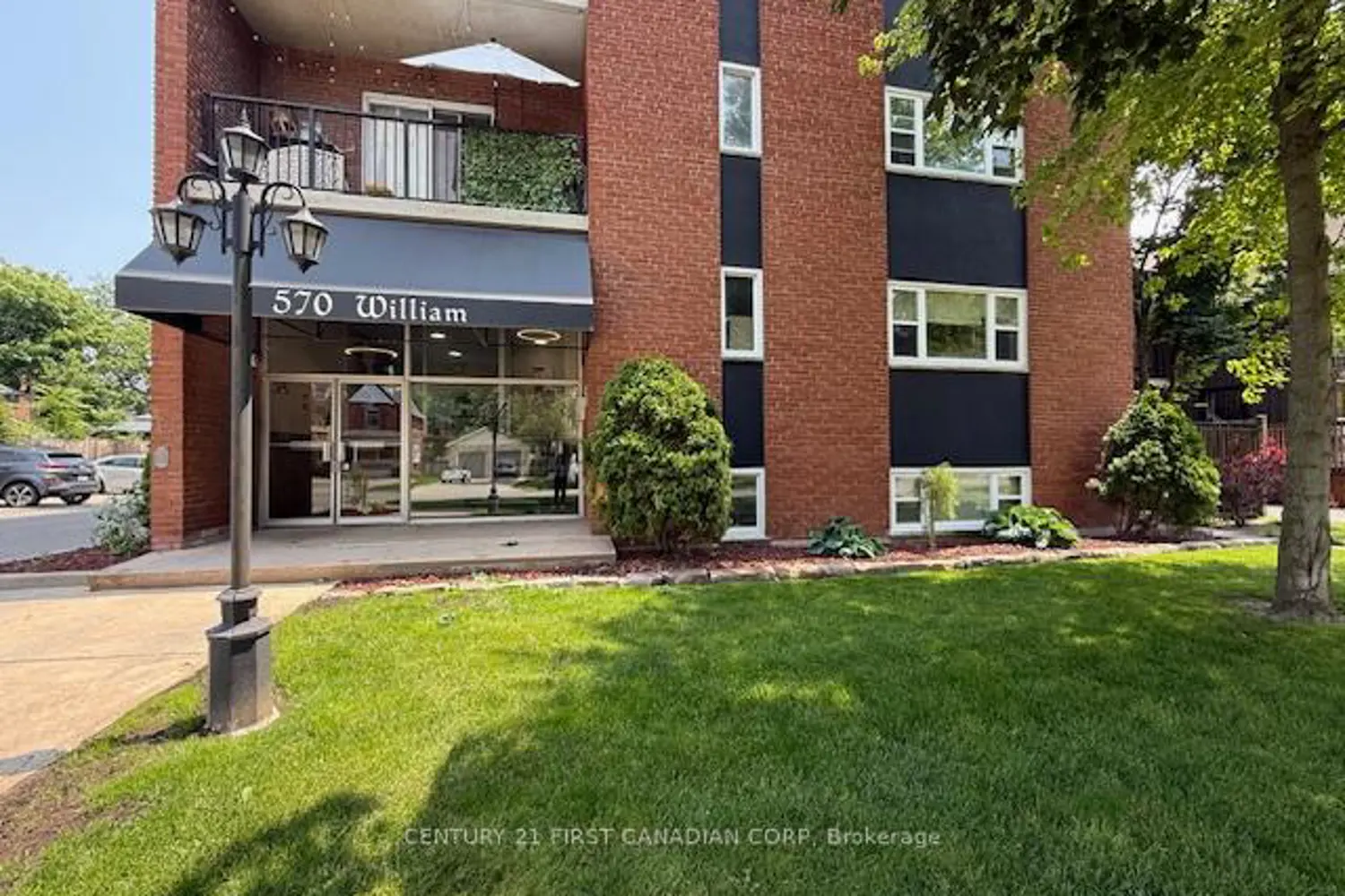 570 William Street 401