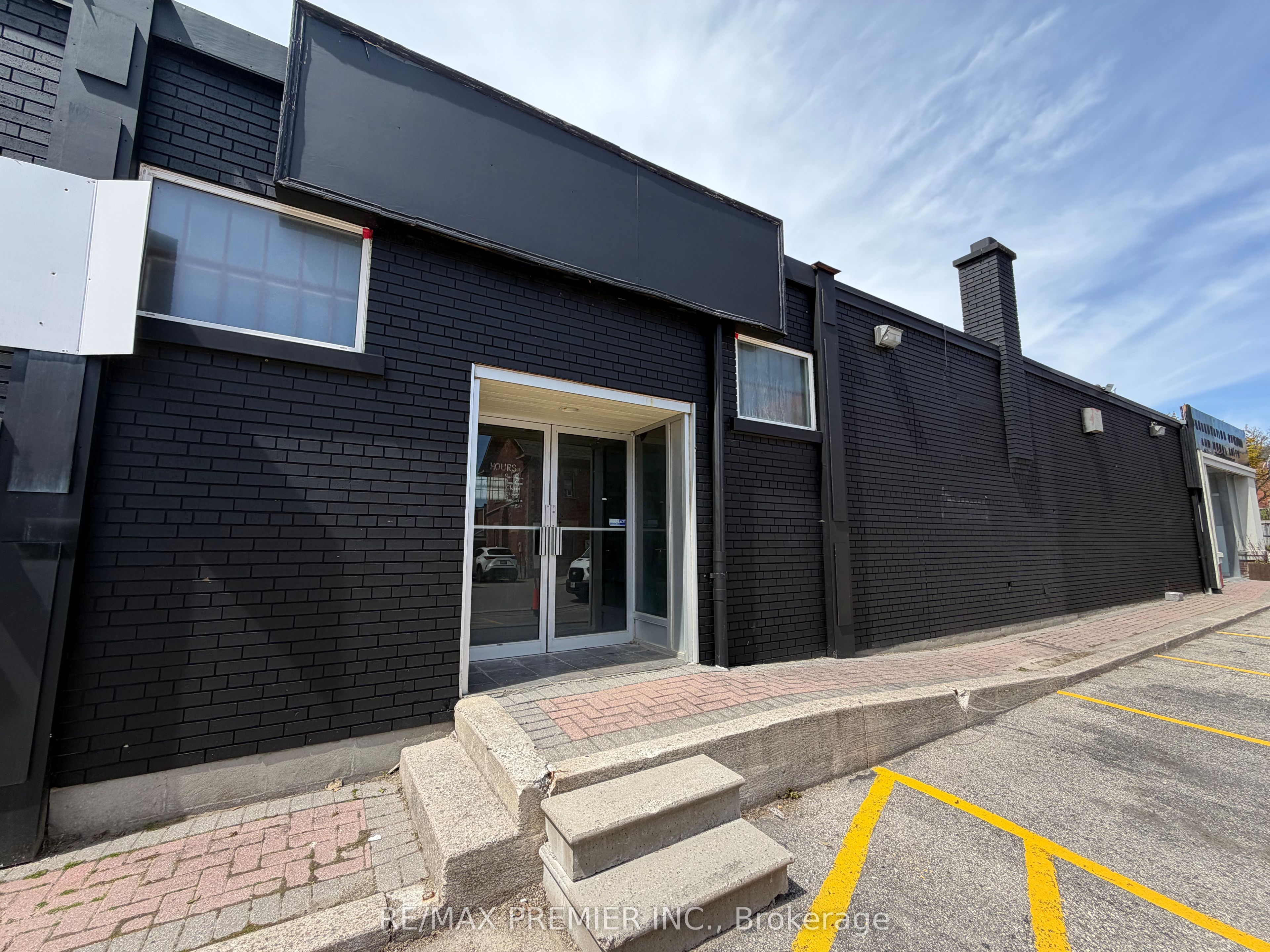 Additional image 3 of 2-177 Woodbridge Avenue, Vaughan, ON, L4L 2S9