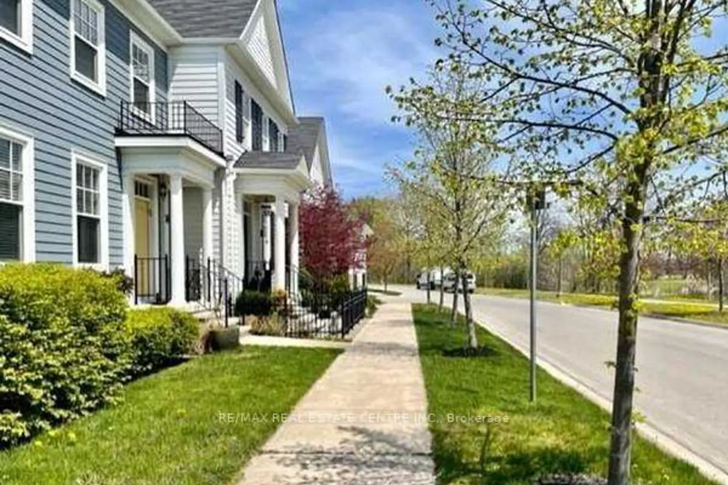 12 Macdonell Road photo 2