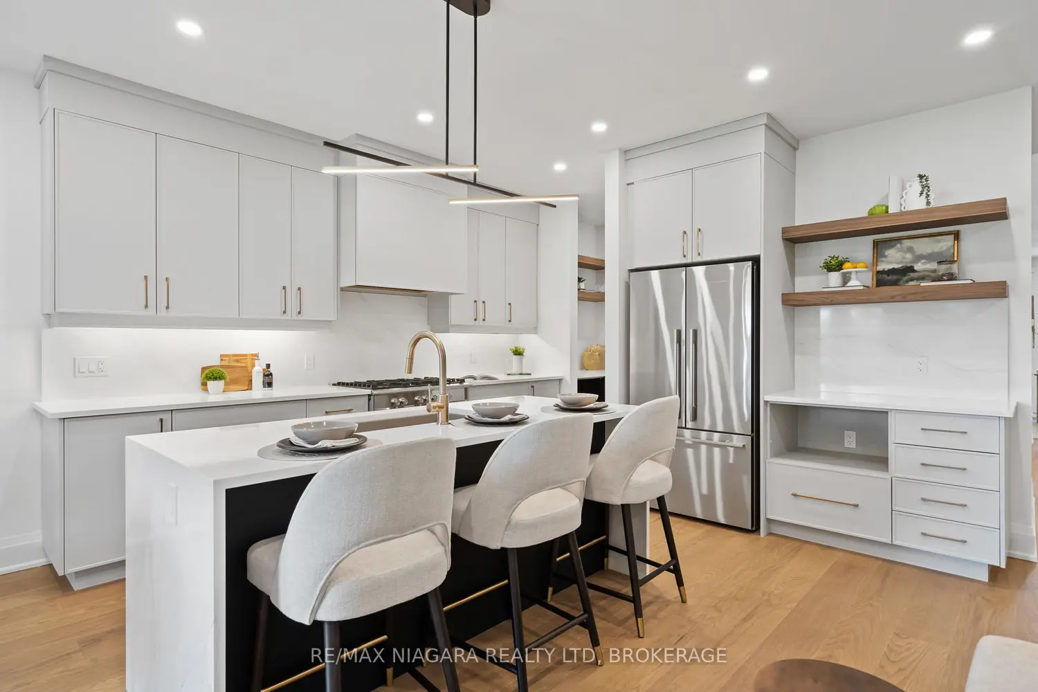 Additional image 3 of 17 Accursi Crescent