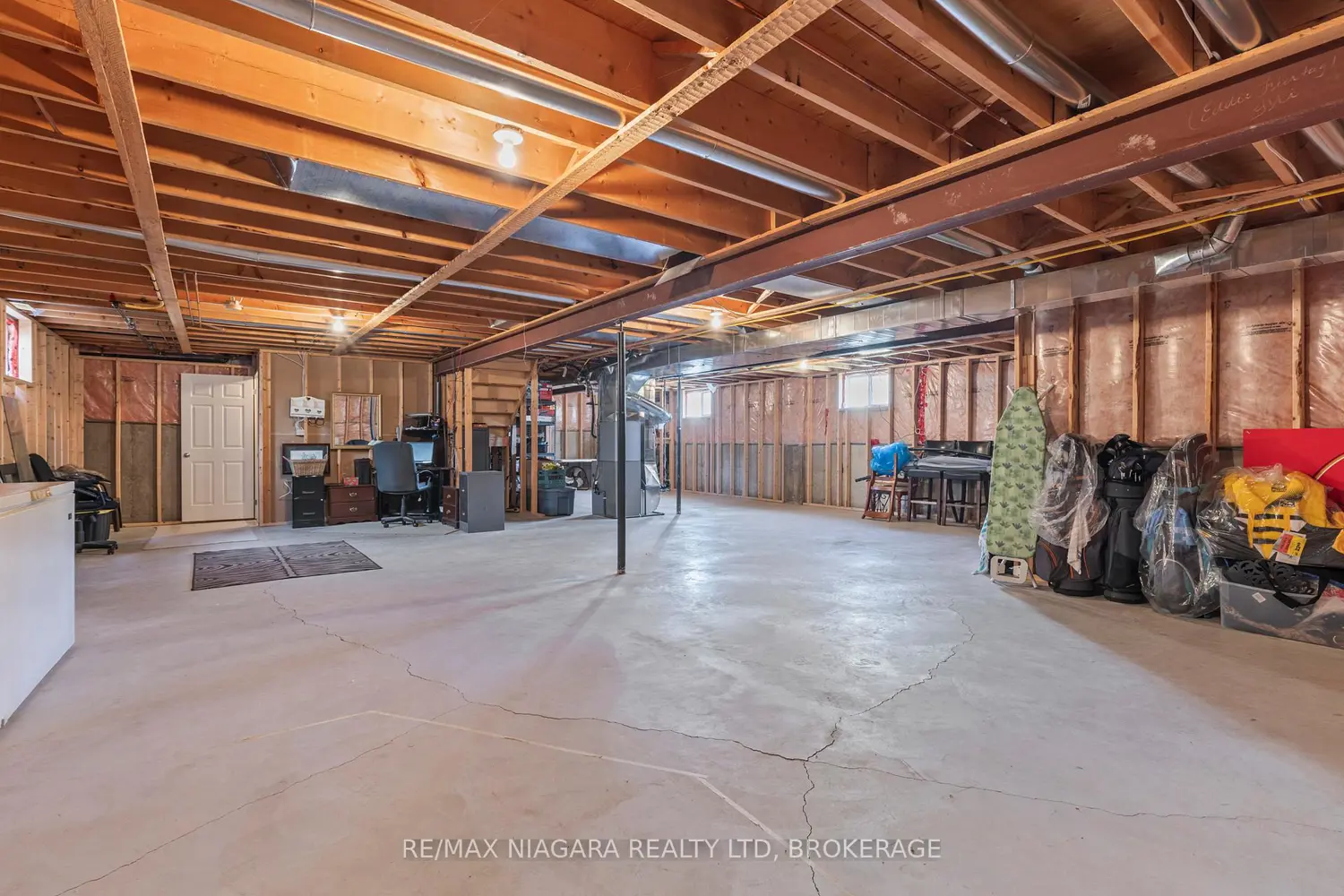 Additional image 13 of 3579 Carver Street