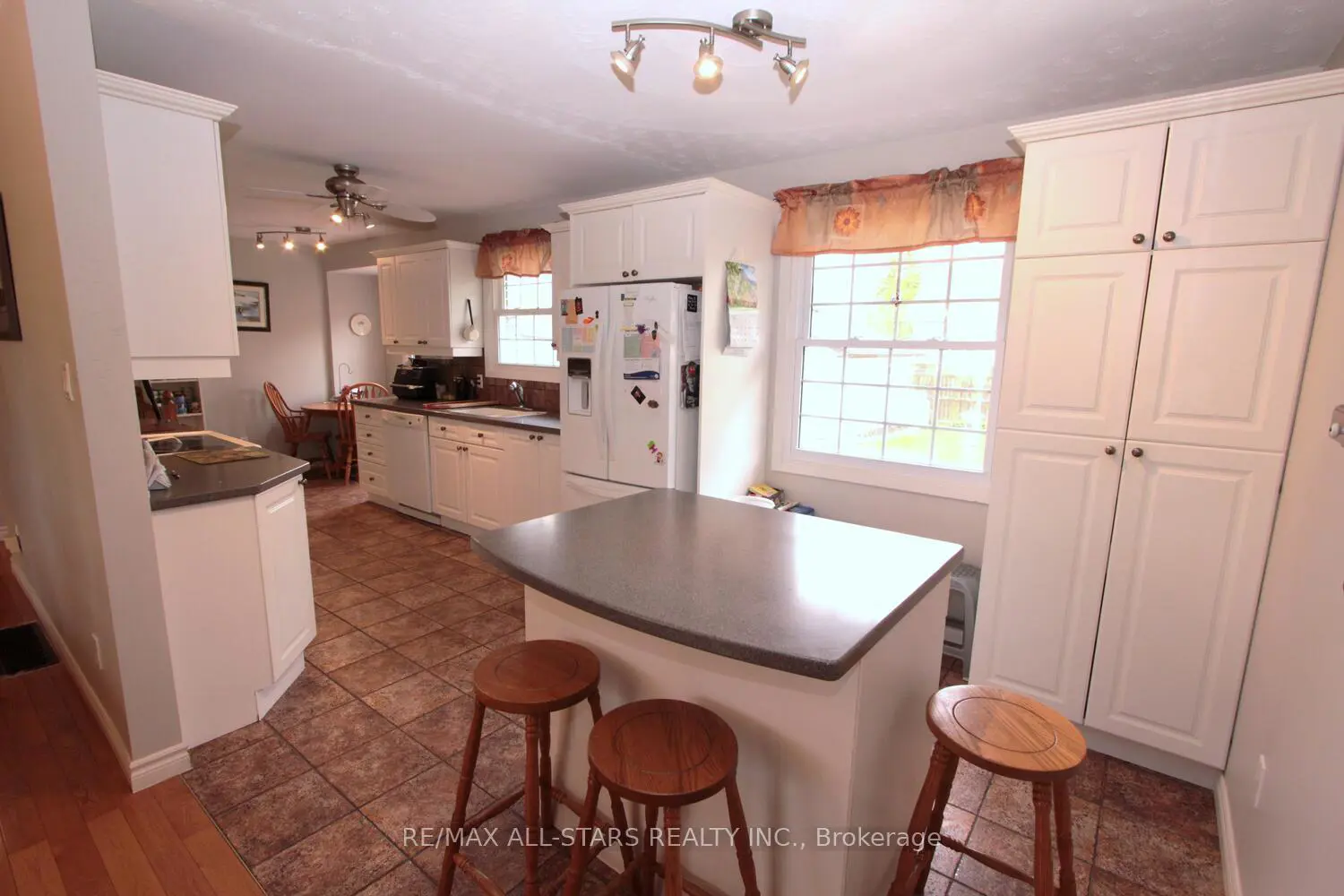 Additional image 9 of 137 Reid Street
