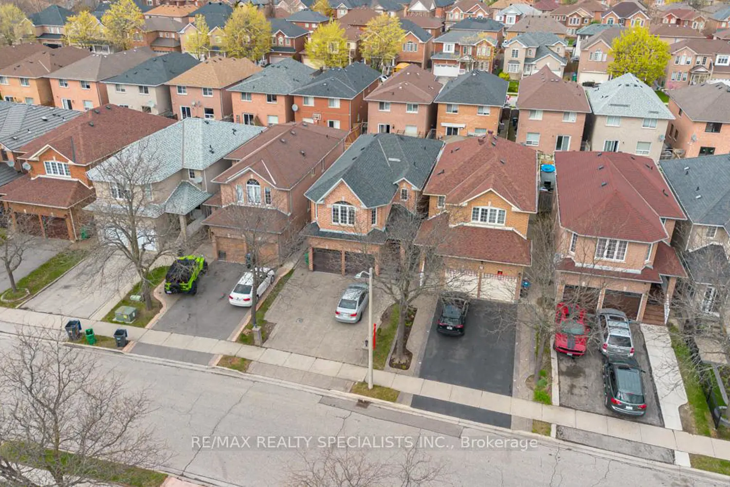 25 Golden Eagle Road