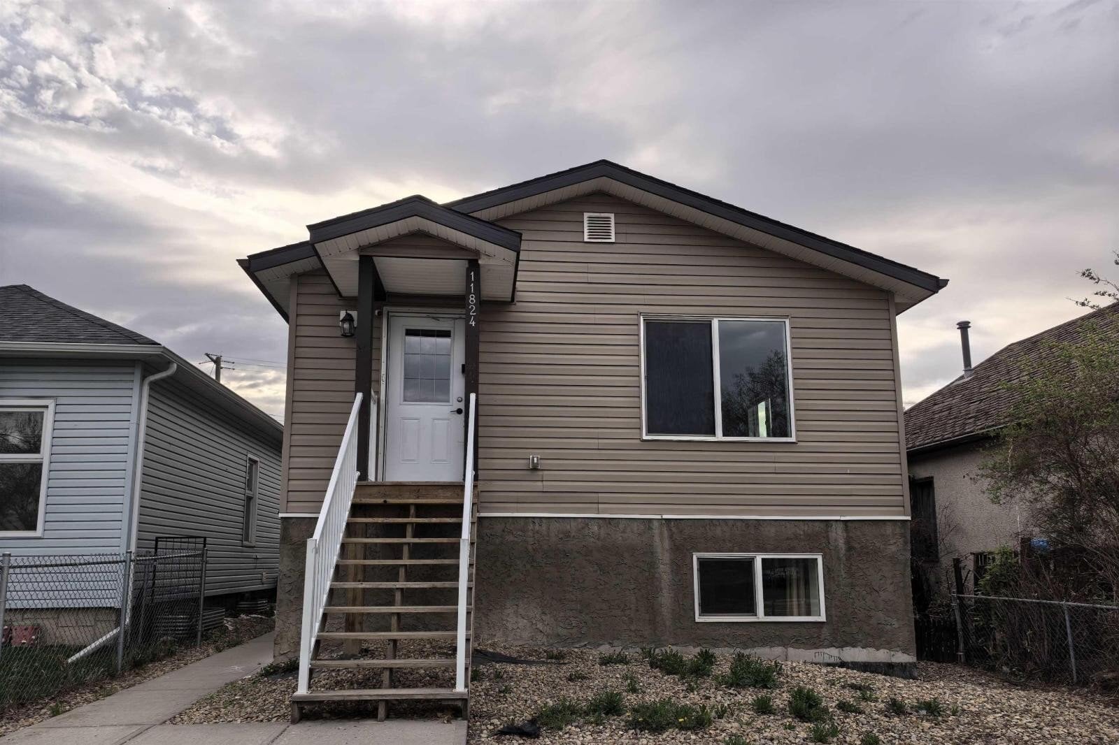 Additional image 7 of 11824 93 Street NW, Edmonton, AB, T5G1E3