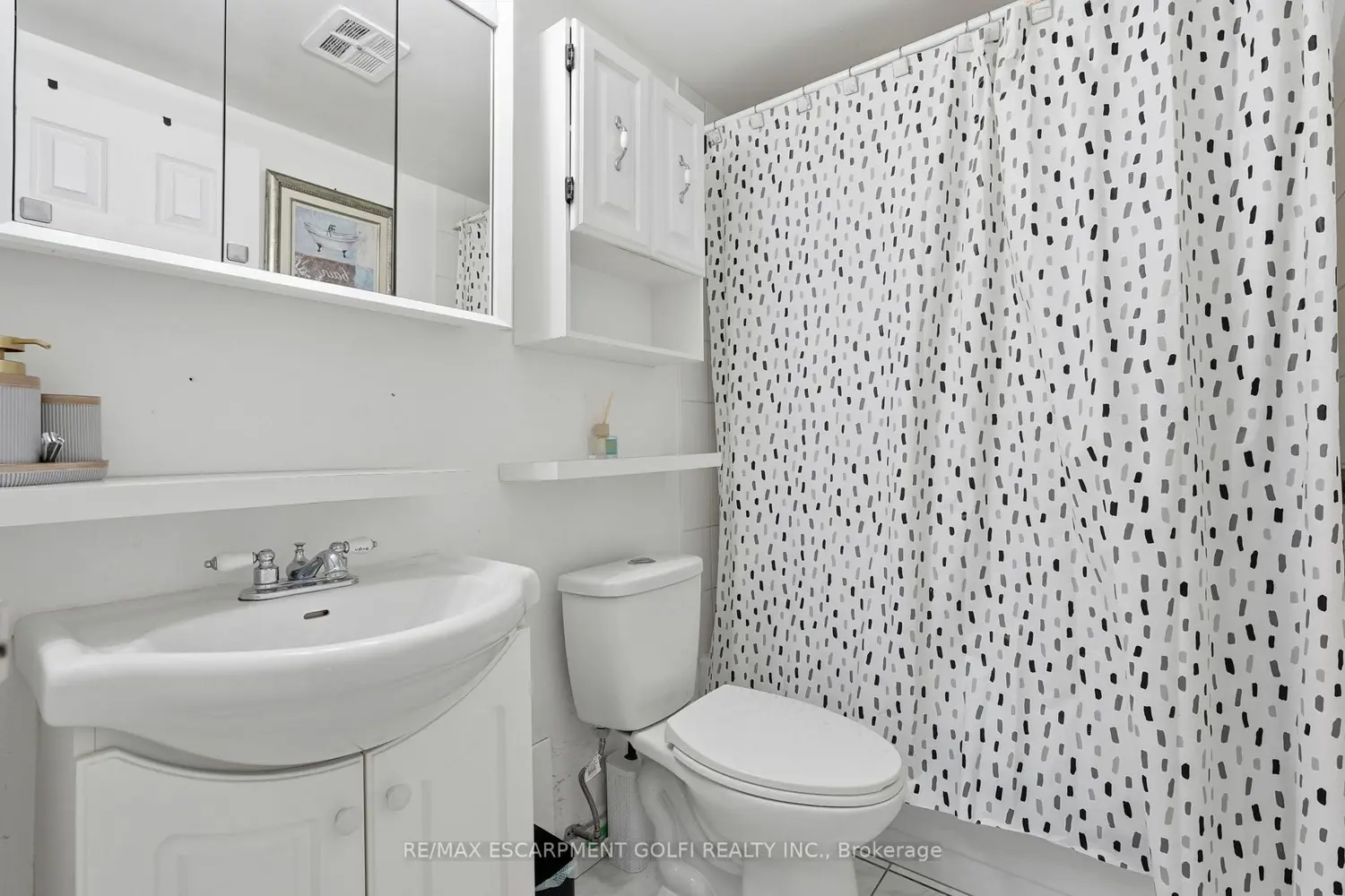 Additional image 13 of 640 West Street 506