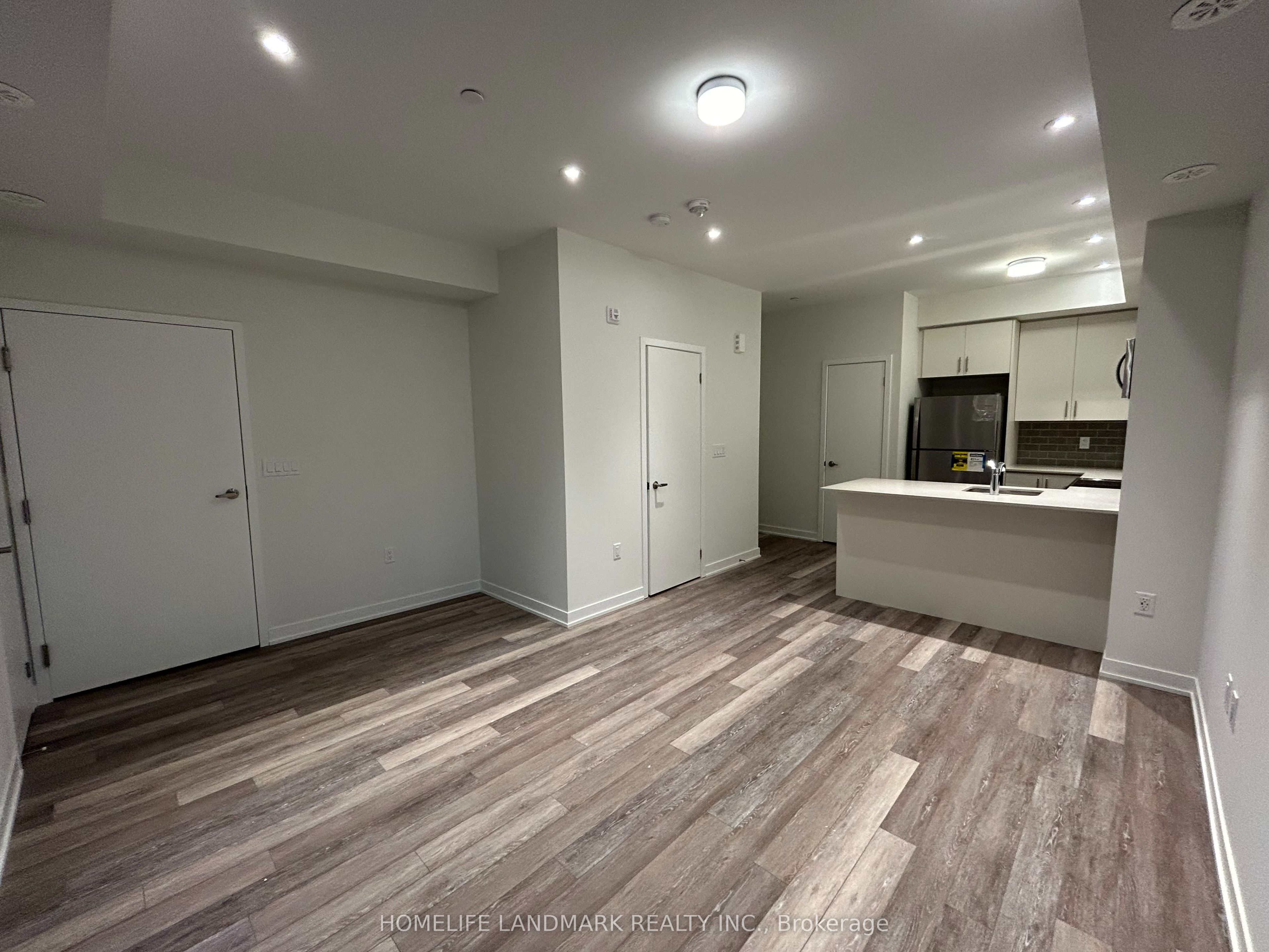 Additional image 3 of 1-3425 Ridgeway Drive, Mississauga, ON, L5L 0B9