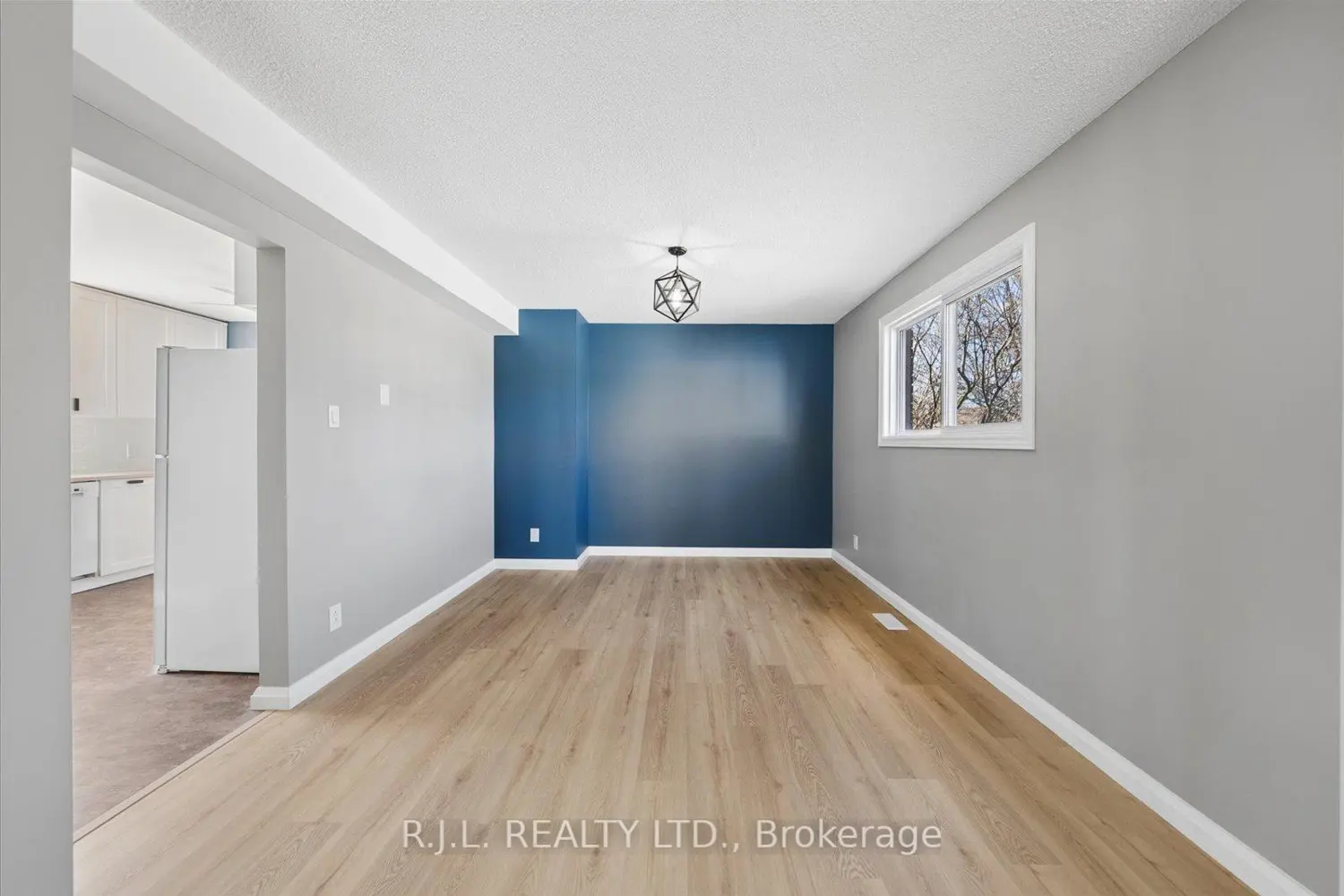 Additional image 3 of 567 Howden Street