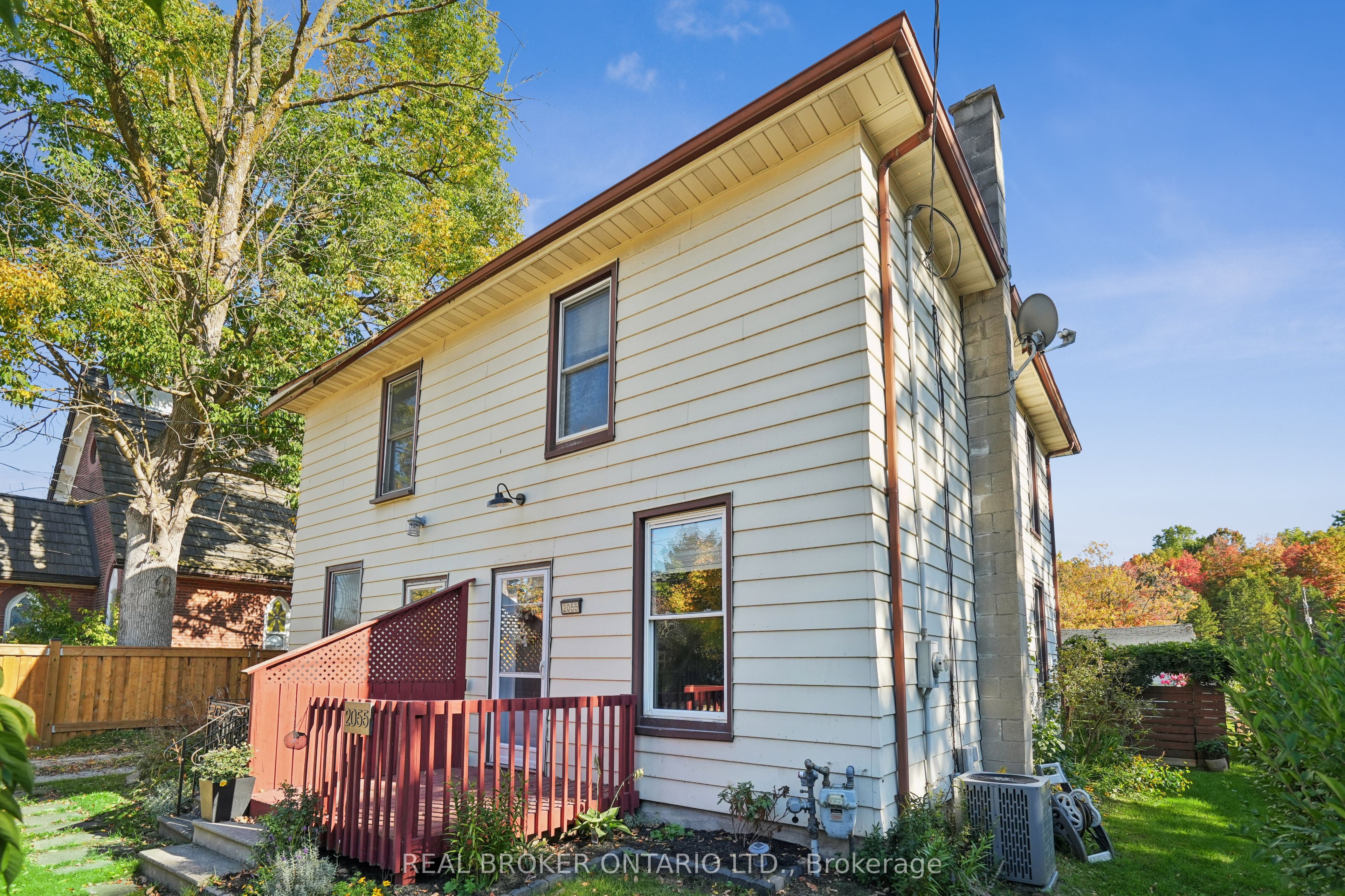 2055 Embleton Road, Brampton, ON, L6Y 0E9