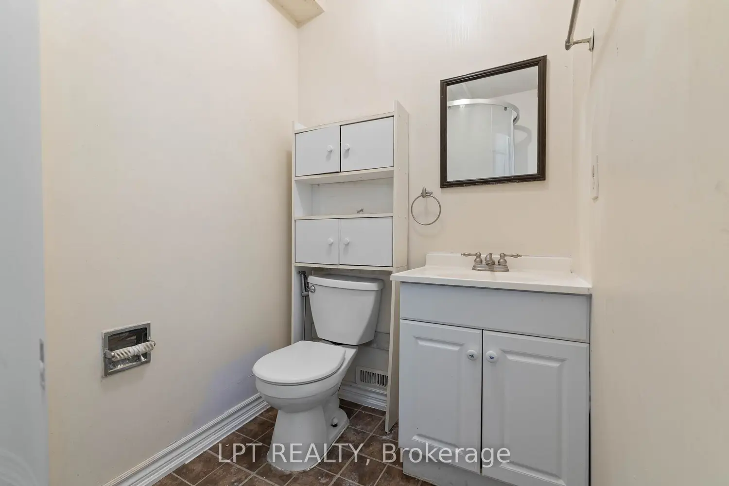 Additional image 12 of 55H Chaucer Crescent