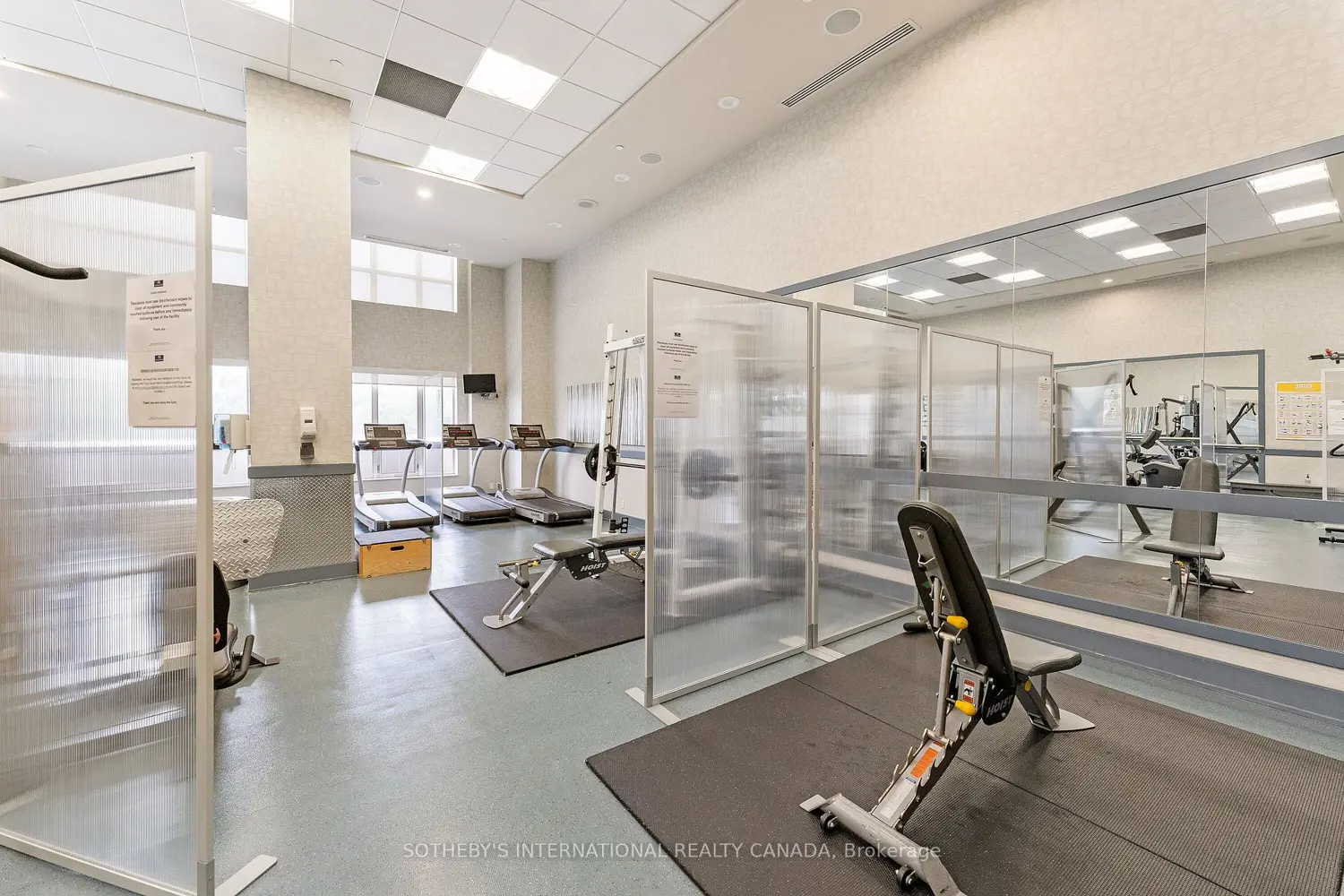 Additional image 18 of 100 Harrison Garden Boulevard 824