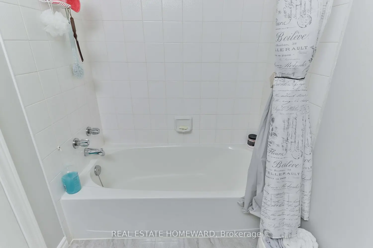 Additional image 13 of 195 Lake Driveway West 304
