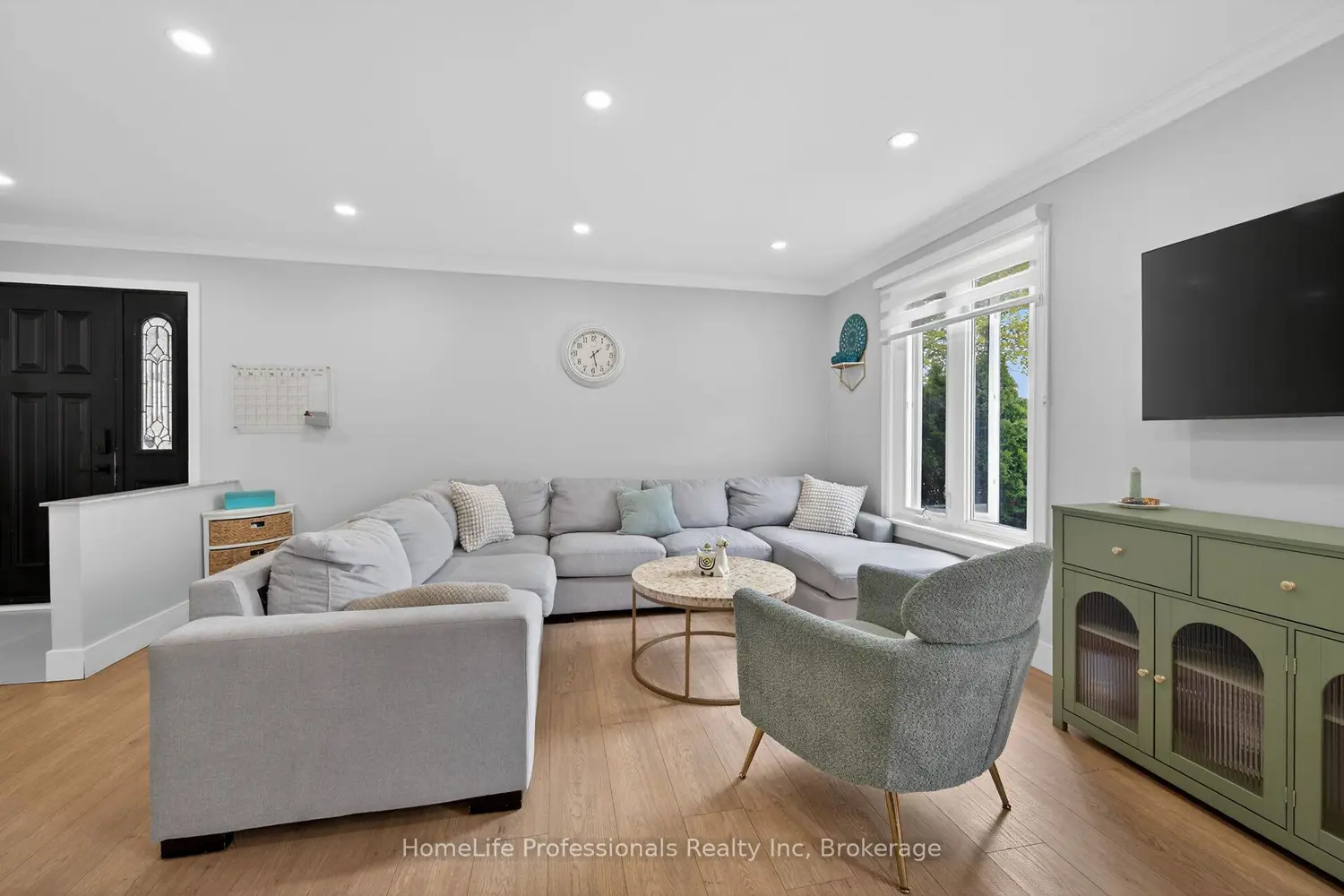 Additional image 3 of 8 Forestgate Drive