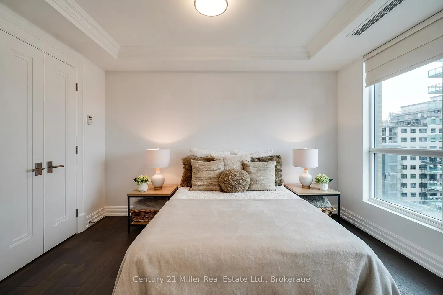 Additional image 11 of 2060 Lakeshore Road 802