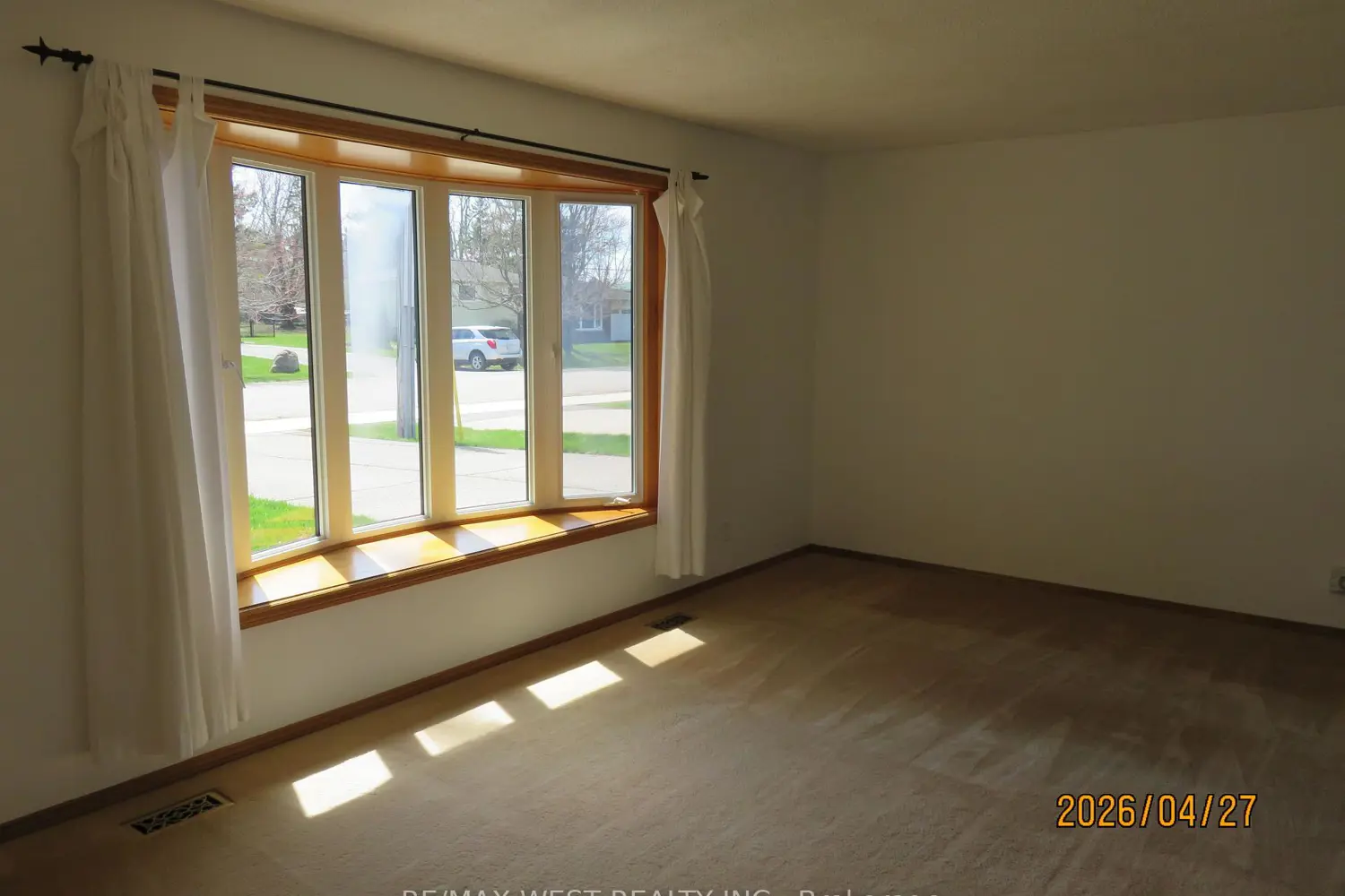 Additional image 4 of 346 Lakeland Crescent