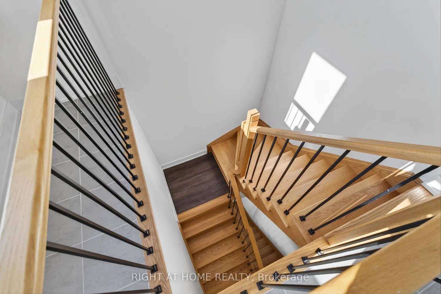 Additional image 19 of 12860 Yonge Street 1