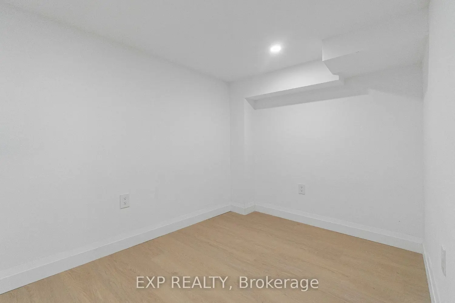 Additional image 17 of 64 Lancaster Street