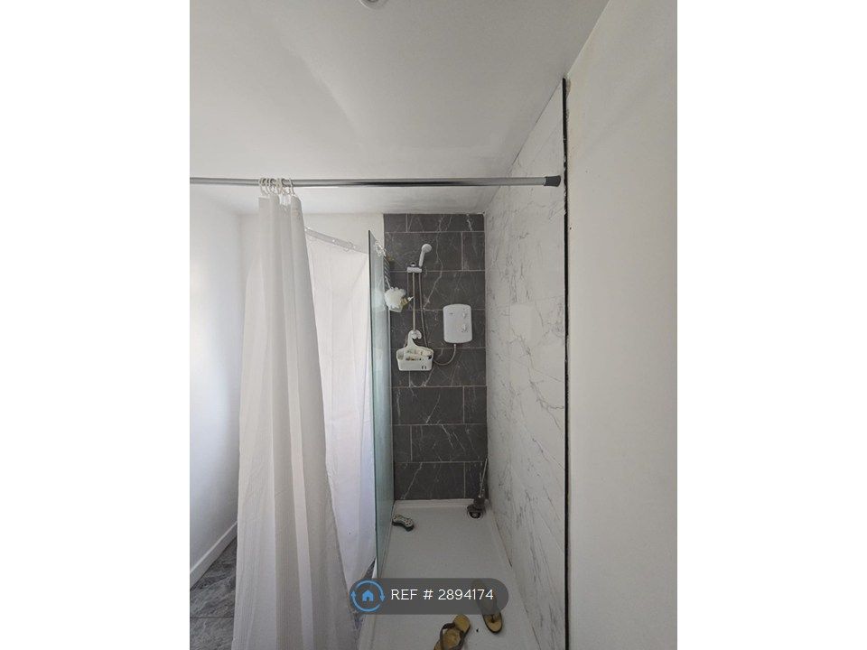 Additional image 9 of 3 bed maisonette to rentRoumania Drive, Llandudno LL30