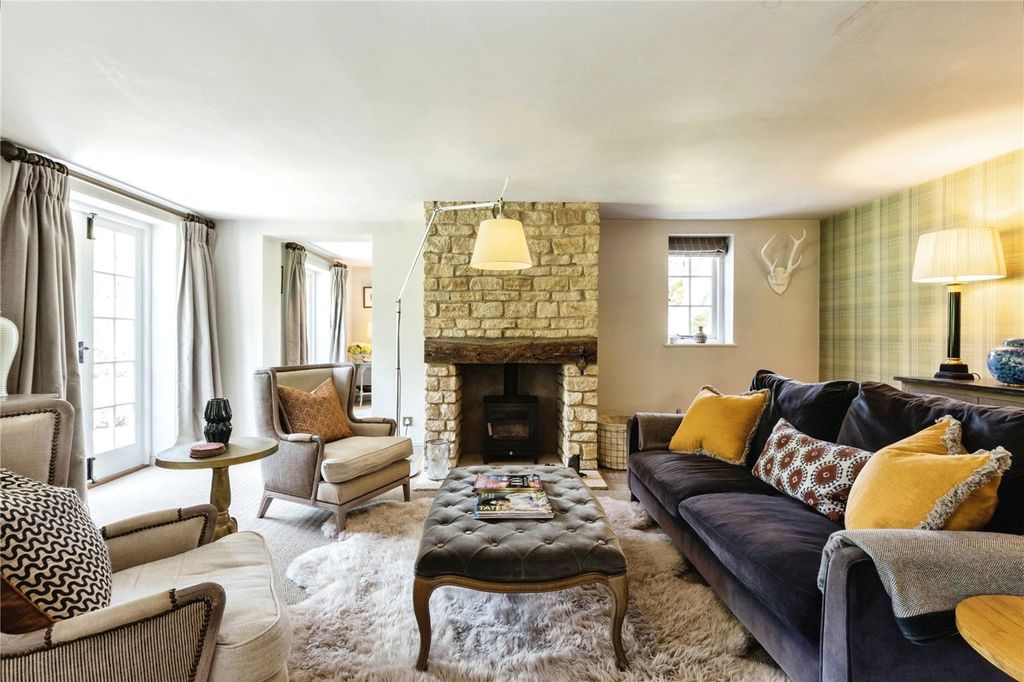 Additional image 12 of 3 bed semi-detached house to rentCowley, Cheltenham, Gloucestershire GL53